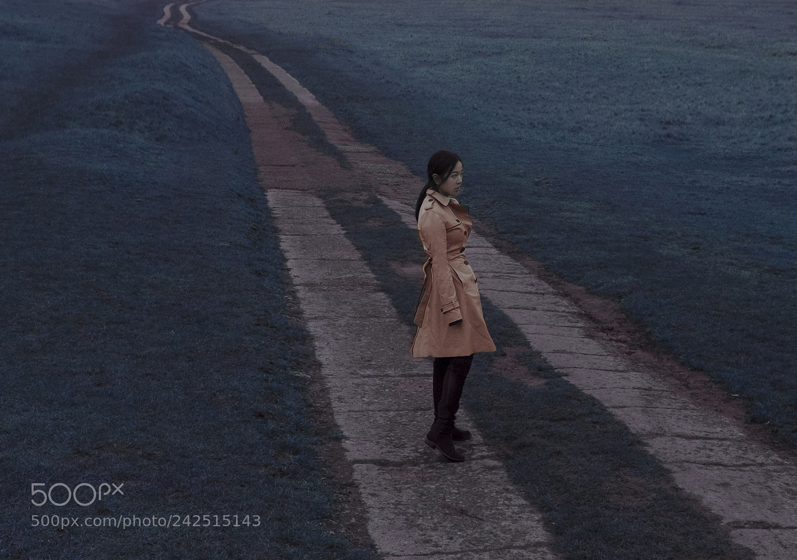 Fujifilm X100F sample photo. It's a long way photography