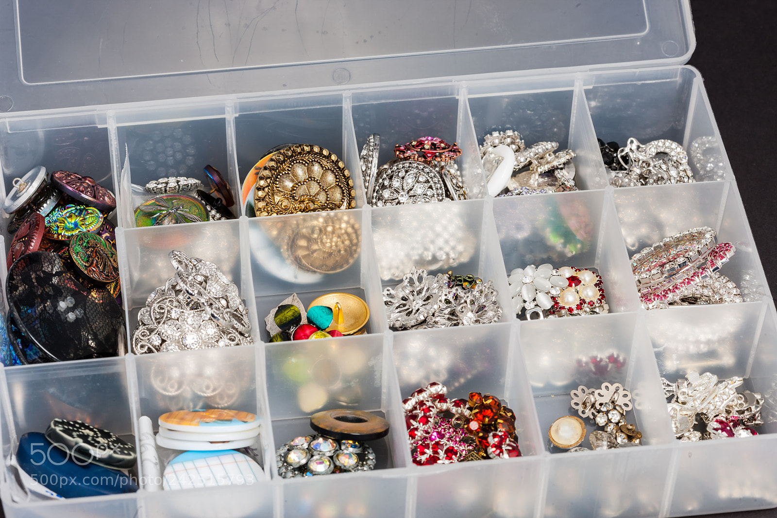 Canon EOS-1Ds Mark III sample photo. Storage box of buttons photography