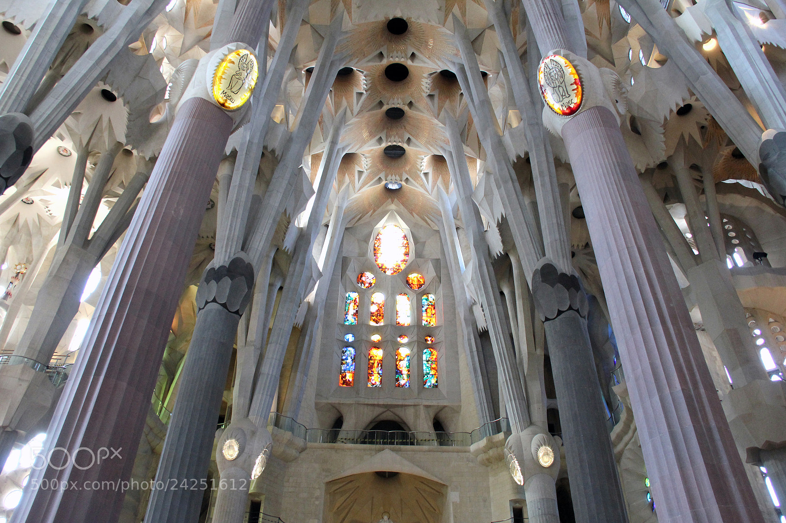 Canon EOS 550D (EOS Rebel T2i / EOS Kiss X4) sample photo. Sacred temple photography