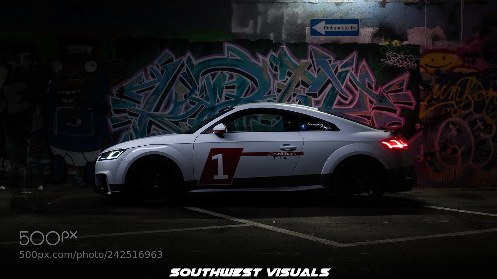 Sony a6300 sample photo. Tt-rs sideshot photography