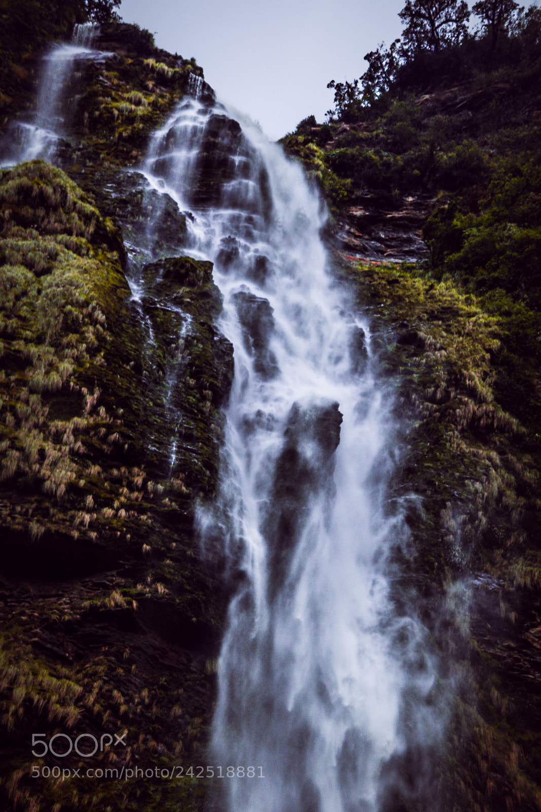 Canon EOS 1200D (EOS Rebel T5 / EOS Kiss X70 / EOS Hi) sample photo. Waterfall (cascada) photography