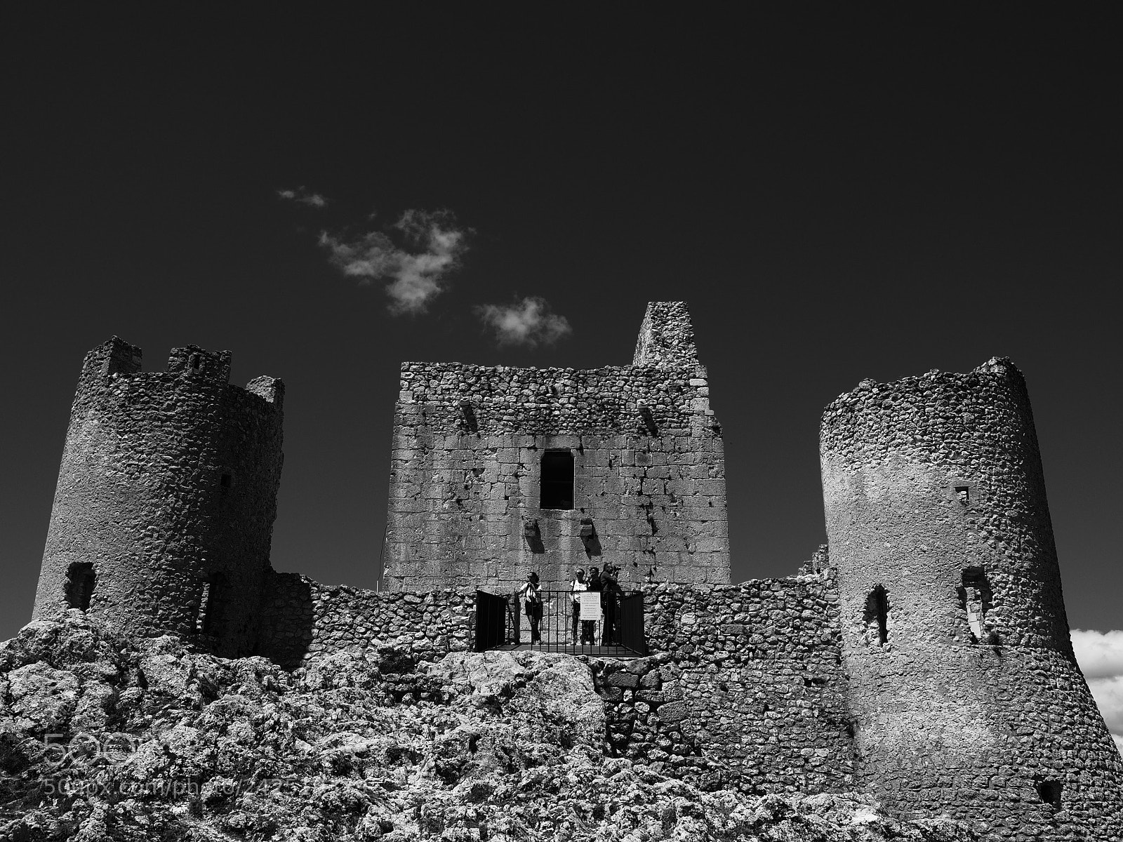 Olympus OM-D E-M5 II sample photo. Rocca calascio17p5132237 20k em5ii photography