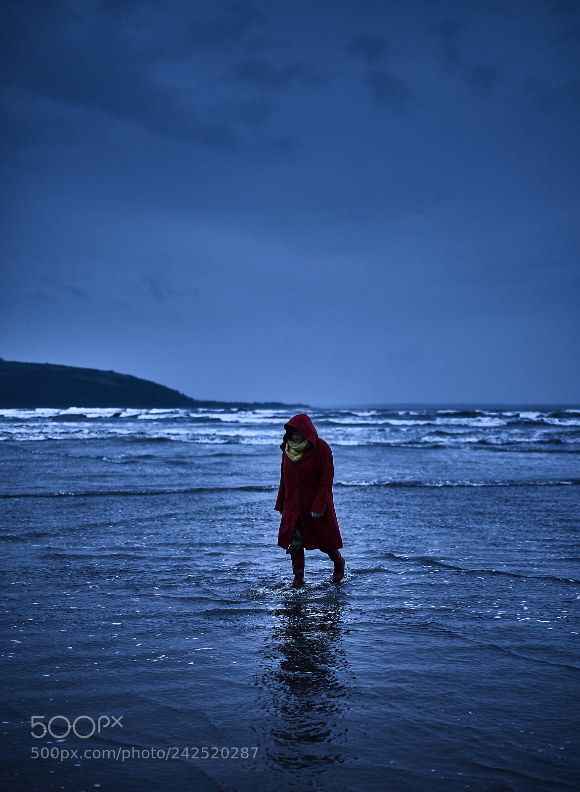 Leica M (Typ 240) sample photo. Don't look now! photography