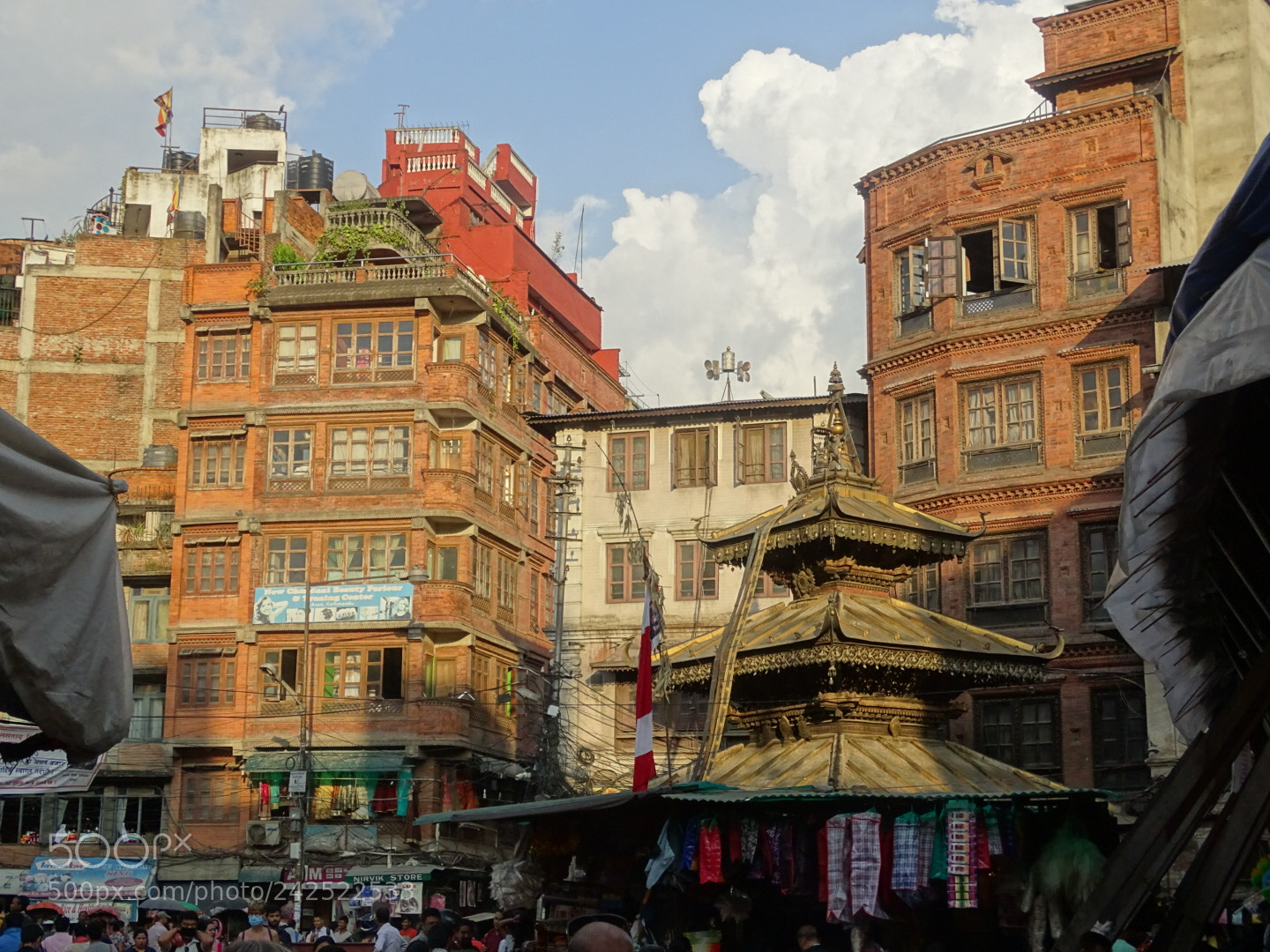 Sony Cyber-shot DSC-HX400V sample photo. Thamel sunset photography