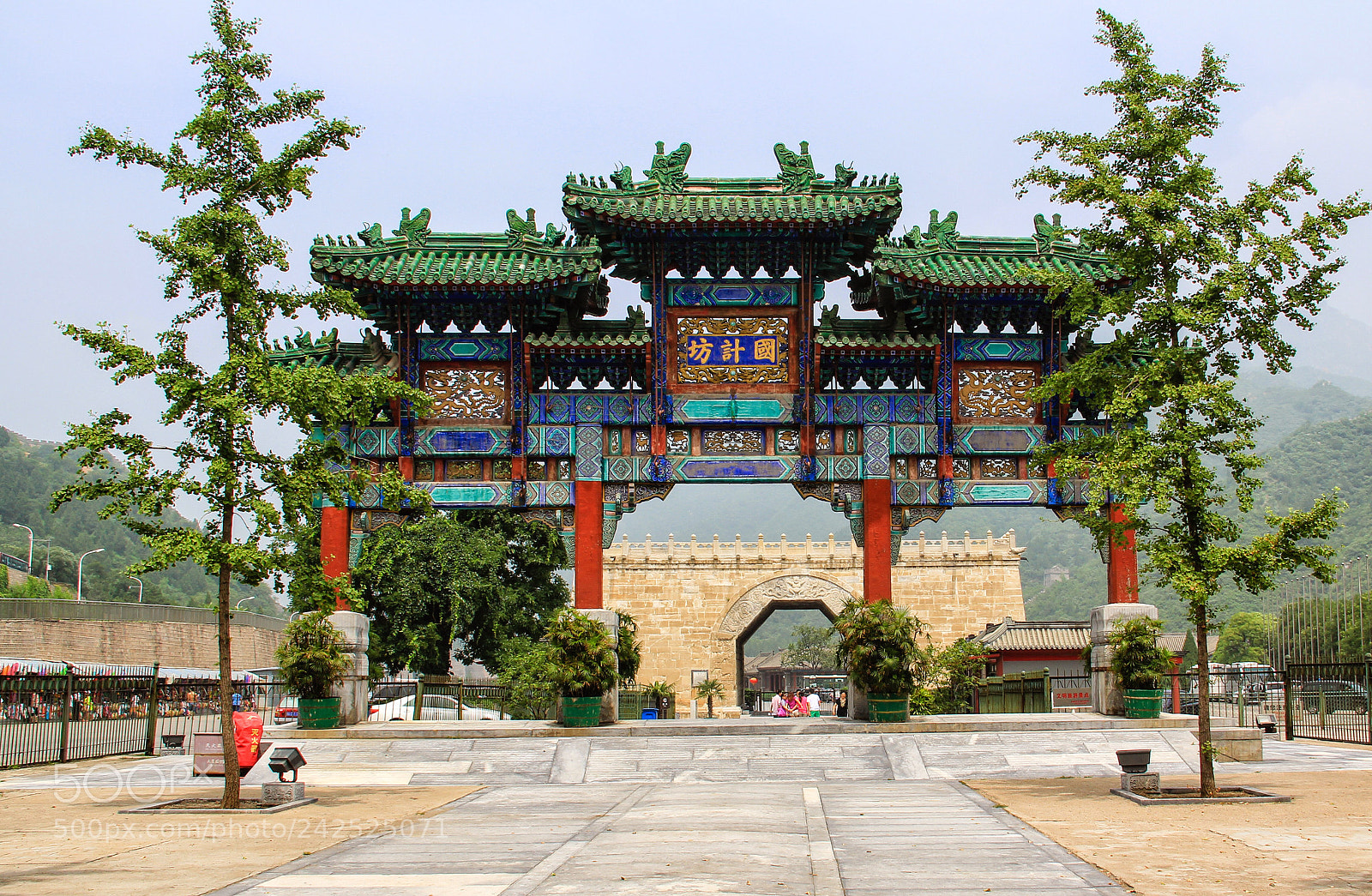 Canon EOS 60D sample photo. Gate at the great photography