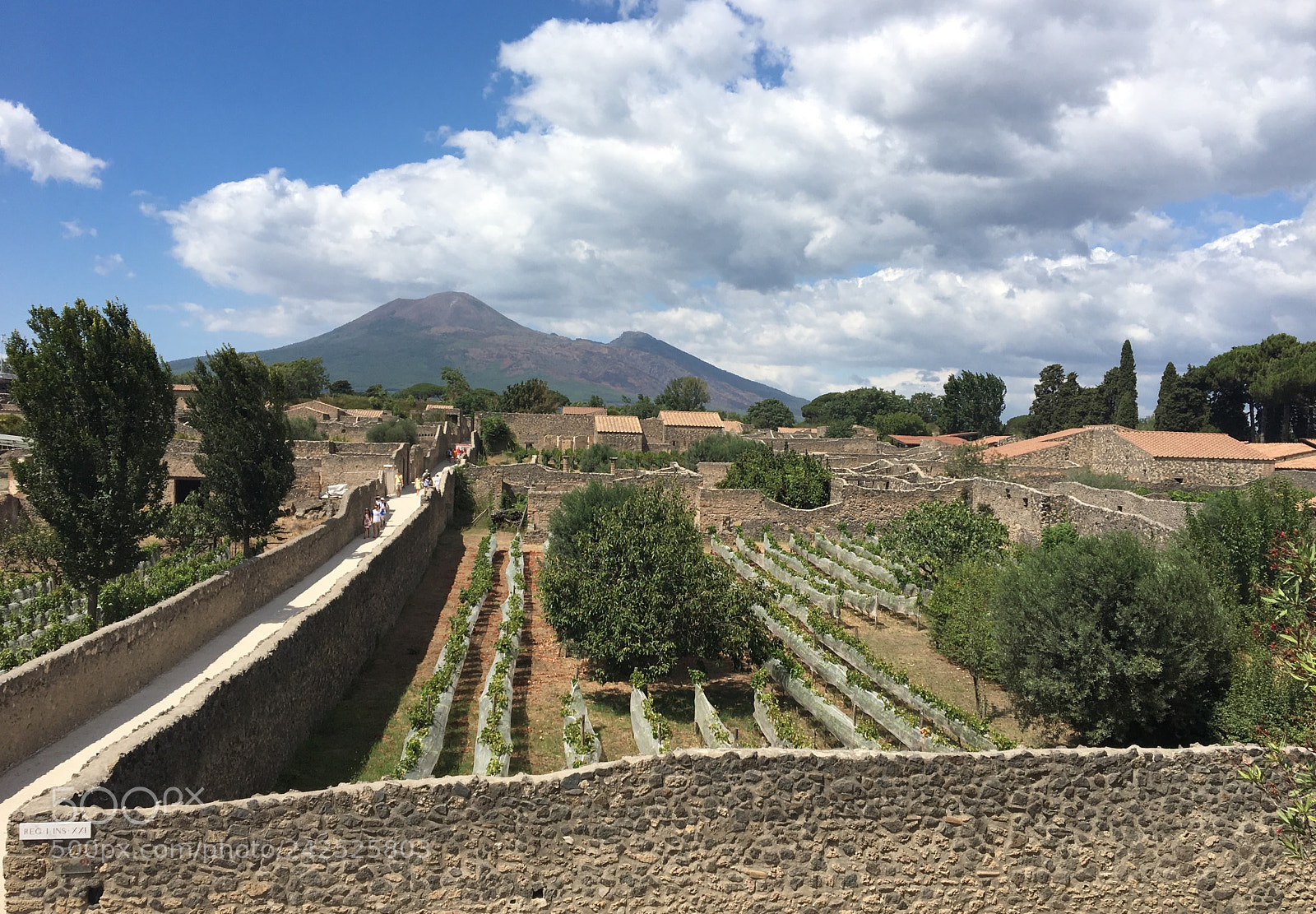 Apple iPhone 6s sample photo. Pompei photography