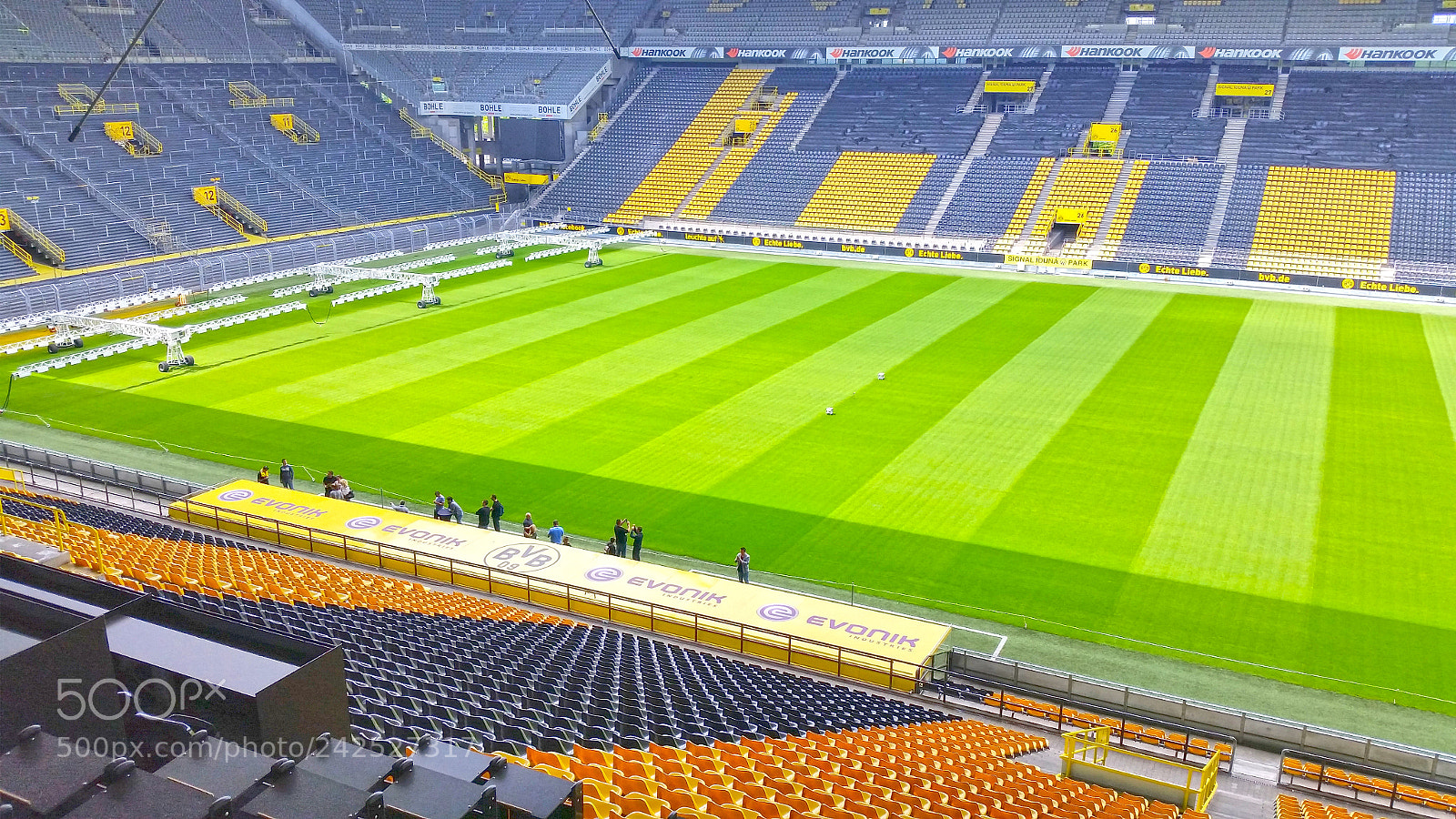 Samsung Galaxy S5 sample photo. Stadium photography