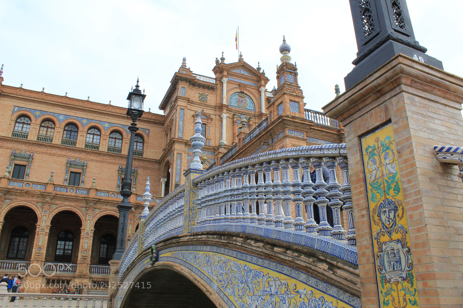 Canon EF-S 18-55mm F3.5-5.6 III sample photo. Plaza de espa a photography