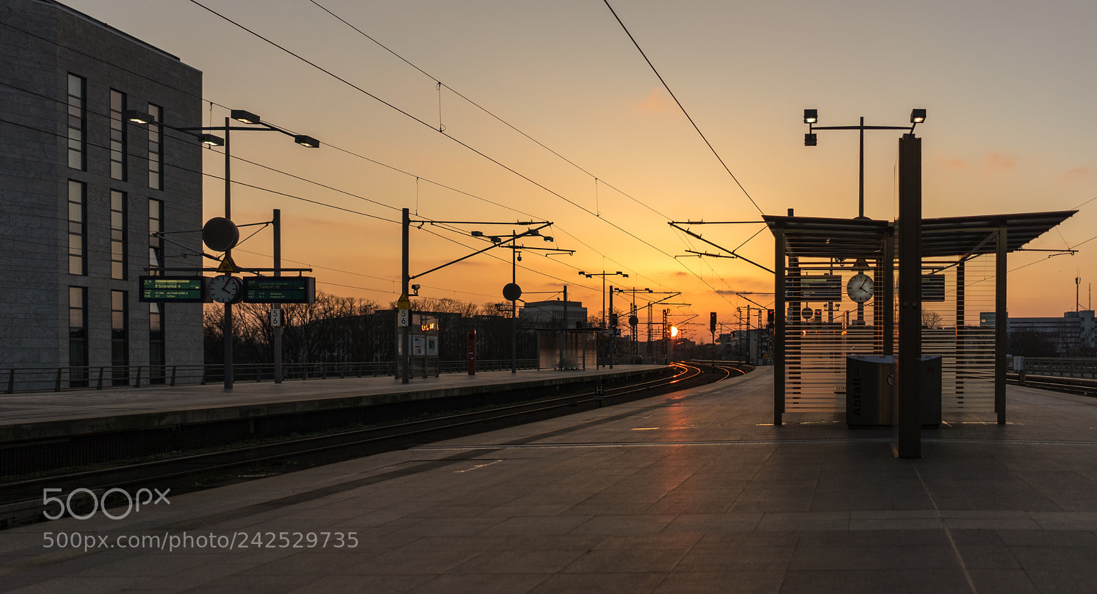 Sony a7 II sample photo. Sunset main station berlin photography