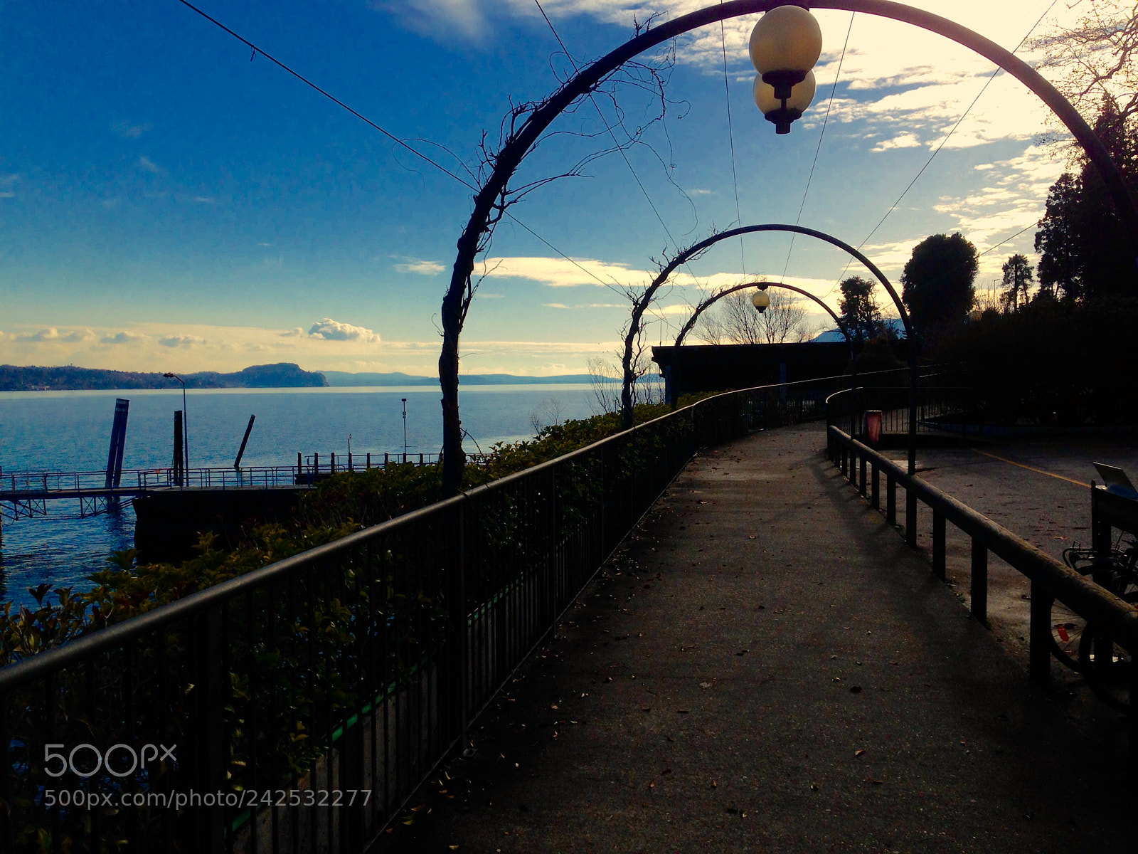 Apple iPhone 5 sample photo. Walk alongside the lake photography