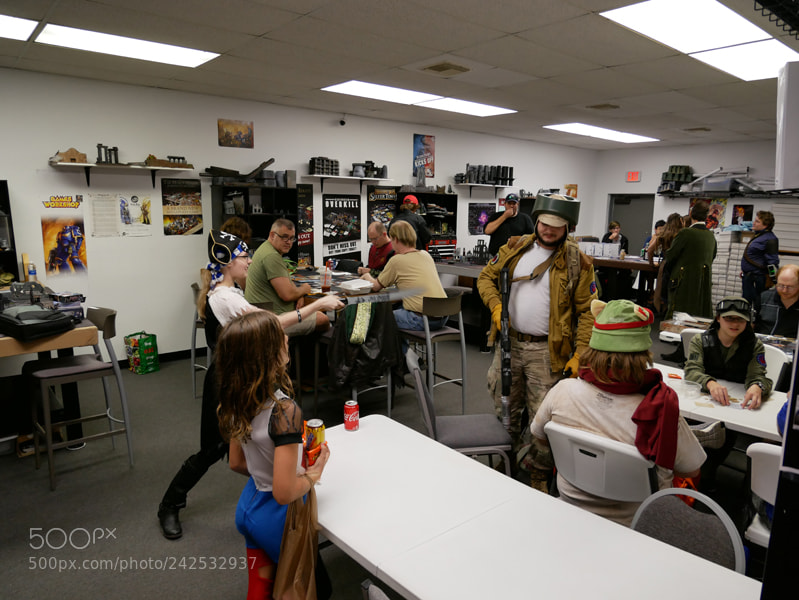 Panasonic Lumix DMC-G85 (Lumix DMC-G80) sample photo. Serenity halloween party () photography