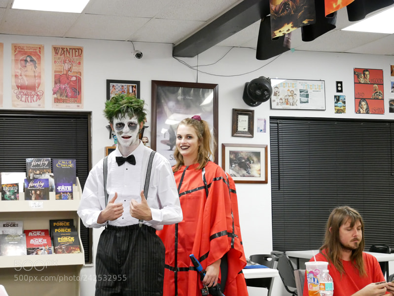 Panasonic Lumix DMC-G85 (Lumix DMC-G80) sample photo. Serenity halloween party () photography