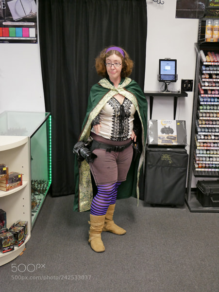 Panasonic Lumix DMC-G85 (Lumix DMC-G80) sample photo. Serenity halloween party () photography