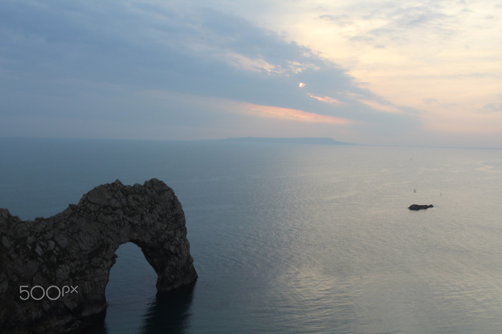 Canon EF-S 24mm F2.8 STM sample photo. Ocean sunset photography