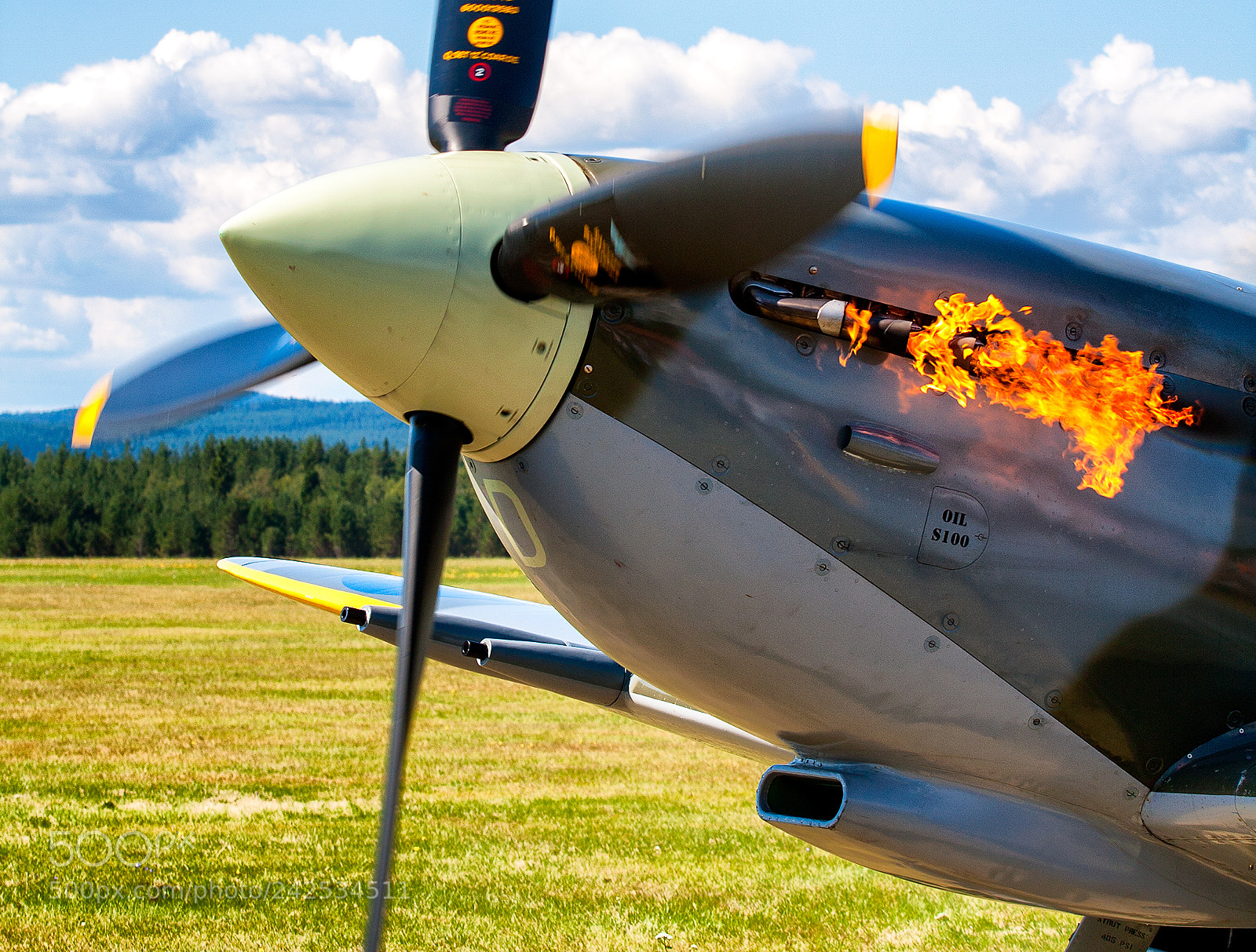 Canon EOS 40D sample photo. Spitfire - ignition moment photography