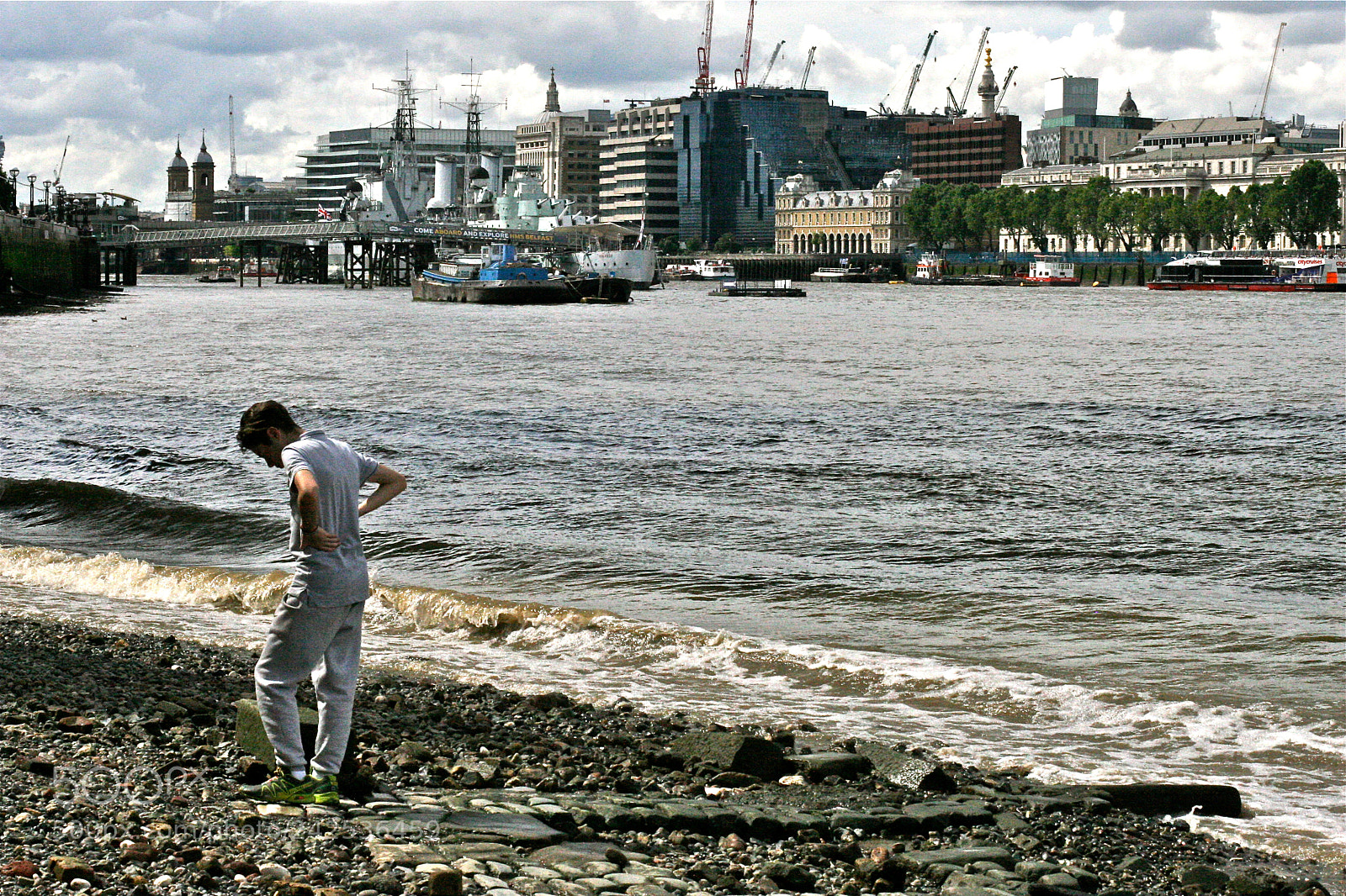 Canon EOS 30D sample photo. Stranger on the shoreline photography