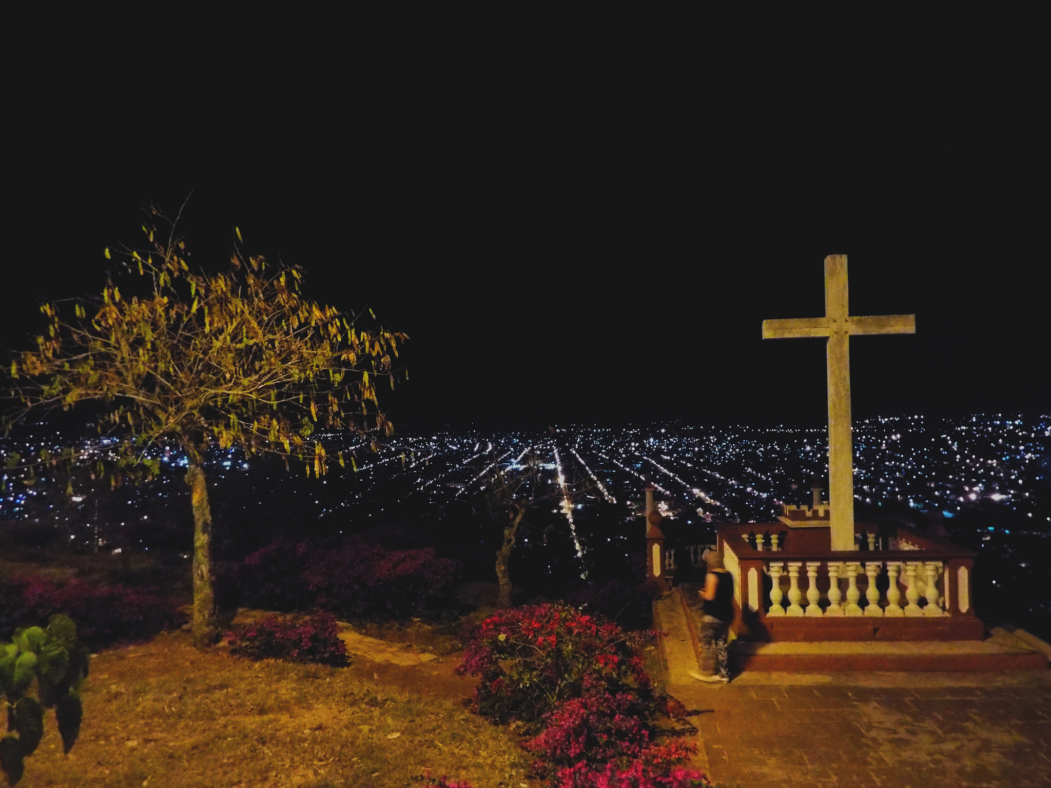 Fujifilm FinePix S8200 sample photo. A view over holguin, cuba photography