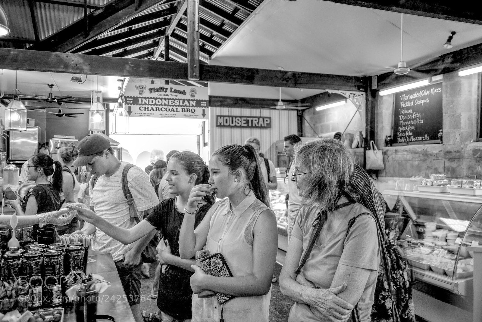 Panasonic Lumix DMC-GF2 sample photo. At the market photography