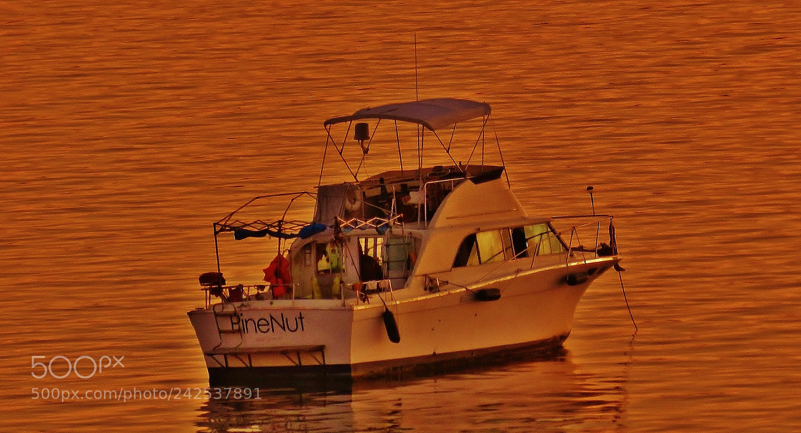Nikon Coolpix P500 sample photo. Sunset boat scene 2018 photography