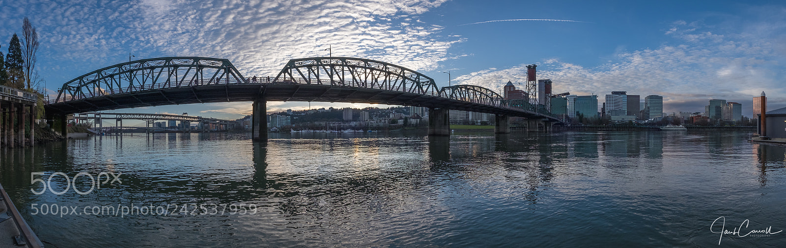 Fujifilm X-T1 sample photo. Hawthorne bridge photography