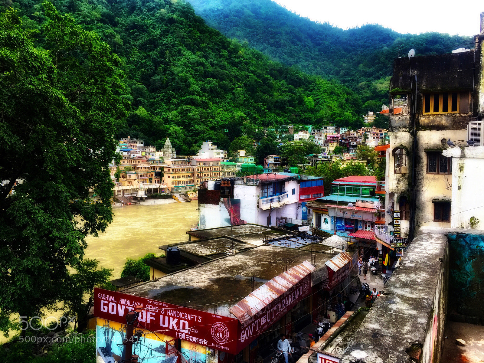 Apple iPhone 6 Plus sample photo. Rishikesh india, with ganga photography