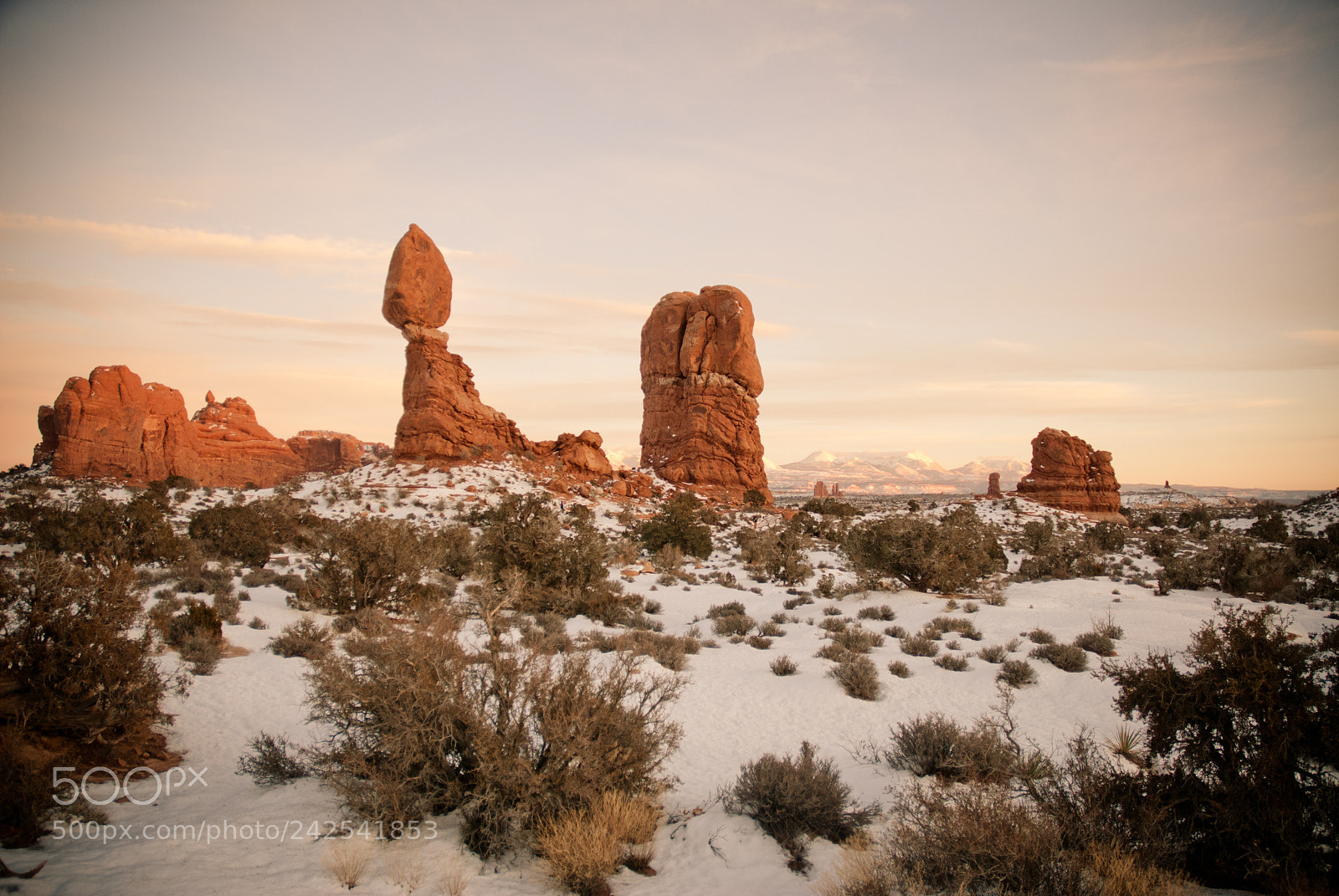 Nikon D200 sample photo. Balanced rock photography