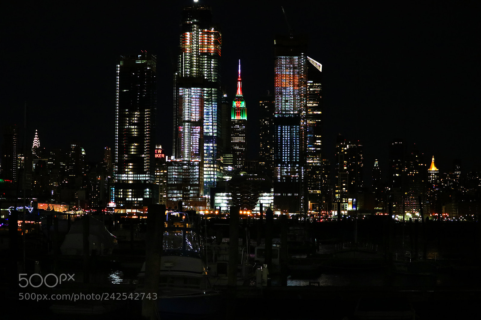 Canon EOS 750D (EOS Rebel T6i / EOS Kiss X8i) sample photo. View of empire state photography