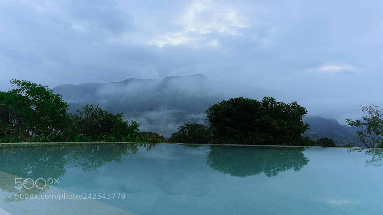 Nikon D7200 sample photo. Sunrise reflection photography