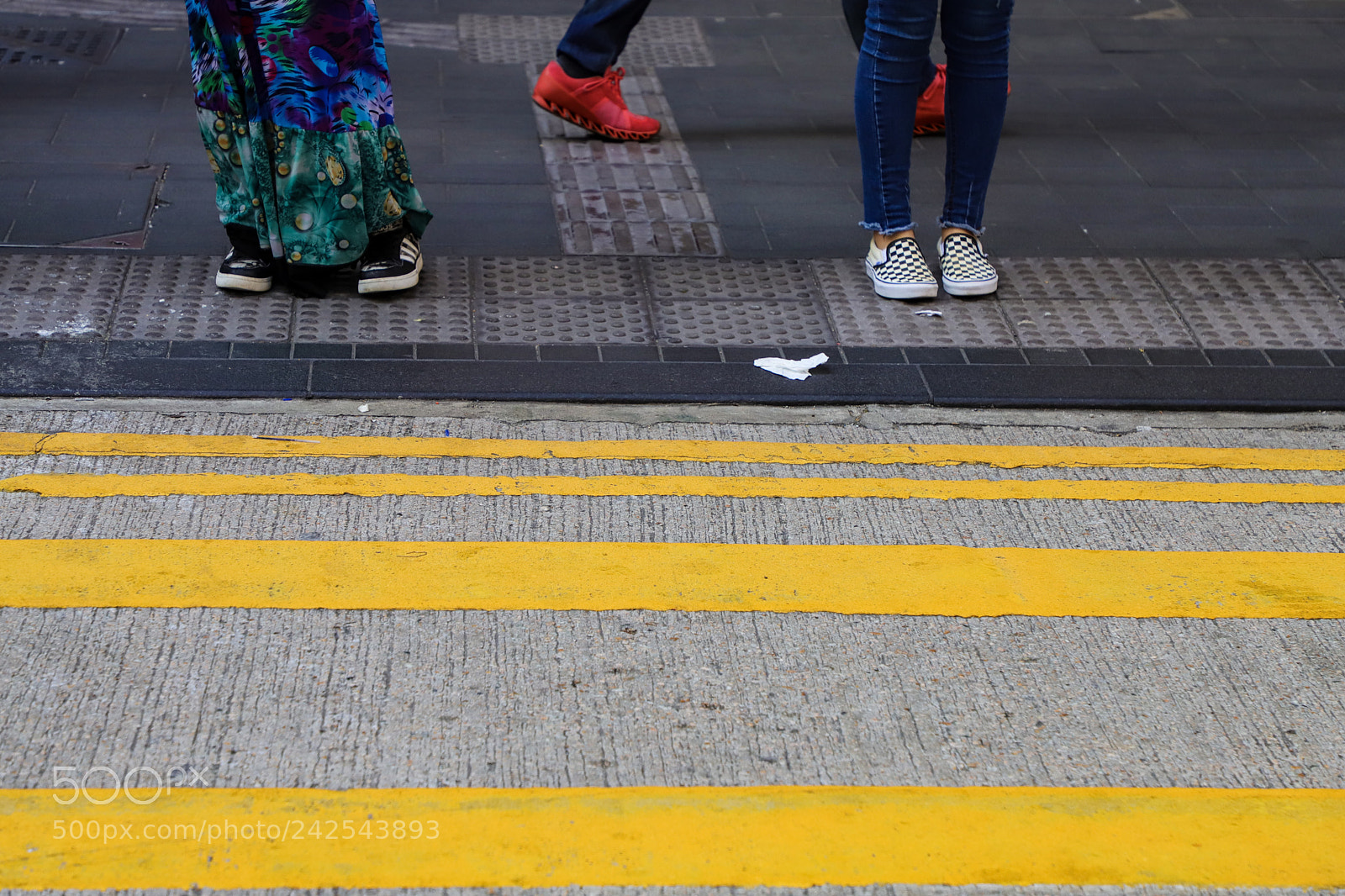 Canon EOS 6D Mark II sample photo. Shiny shy shoes photography