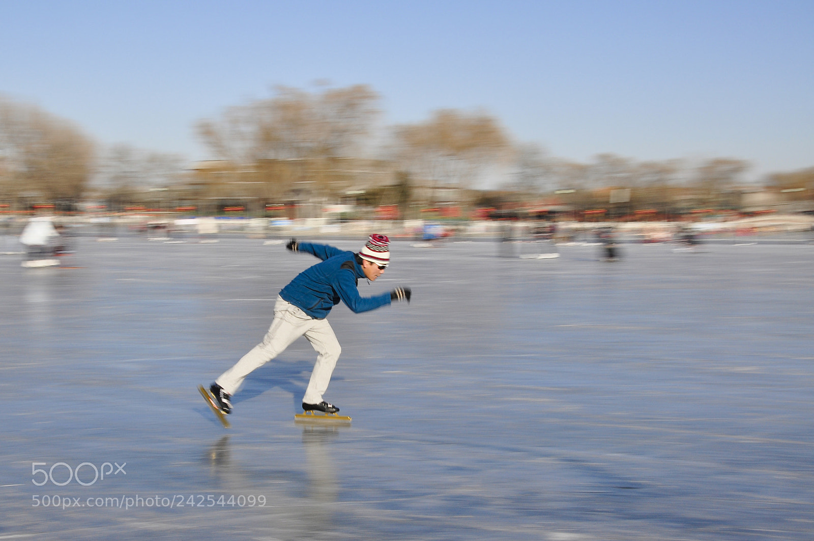 Nikon D90 sample photo. In the winter photography