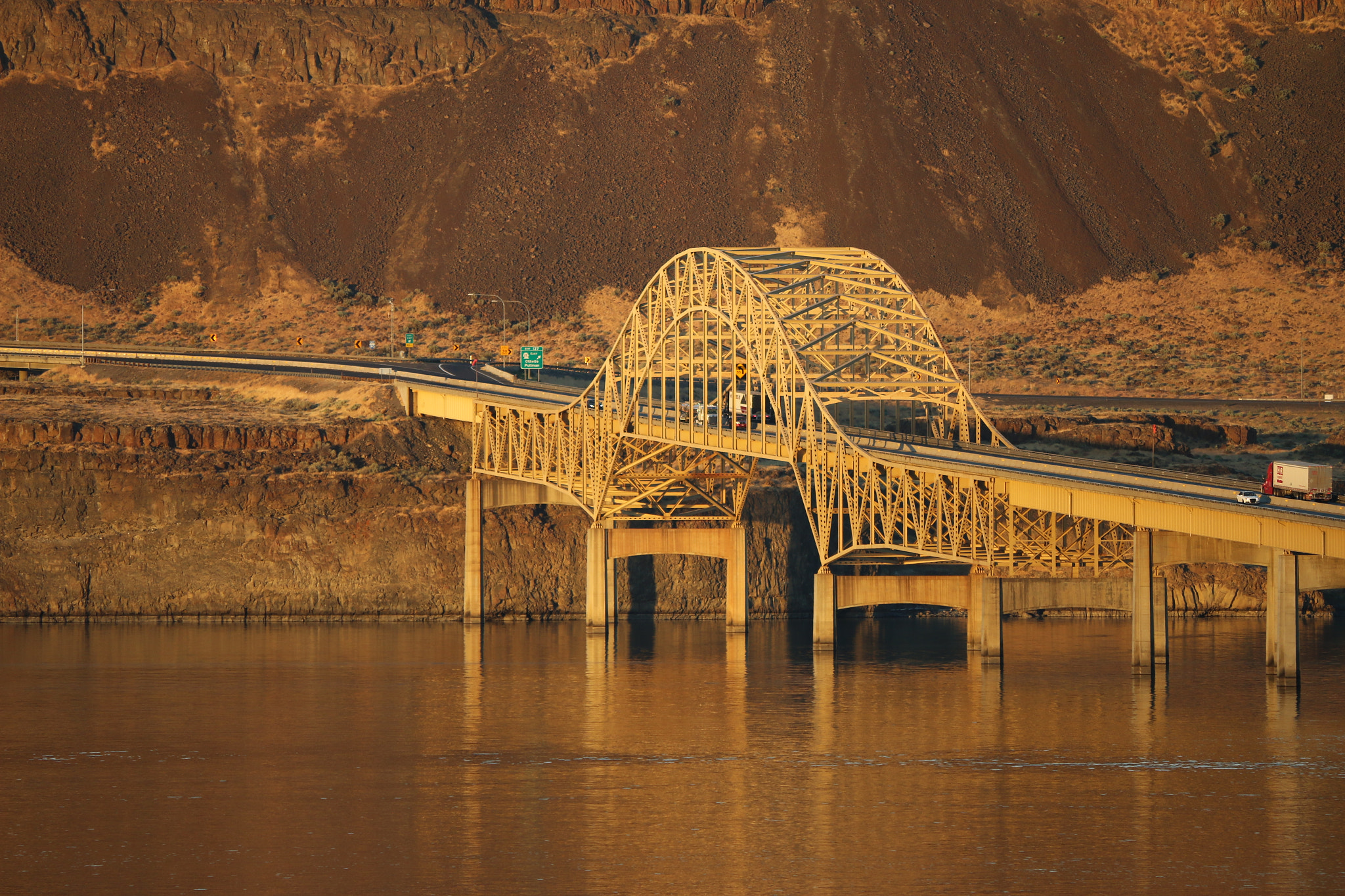 Canon EF-S 55-250mm F4-5.6 IS II sample photo. Bridge at sunset photography
