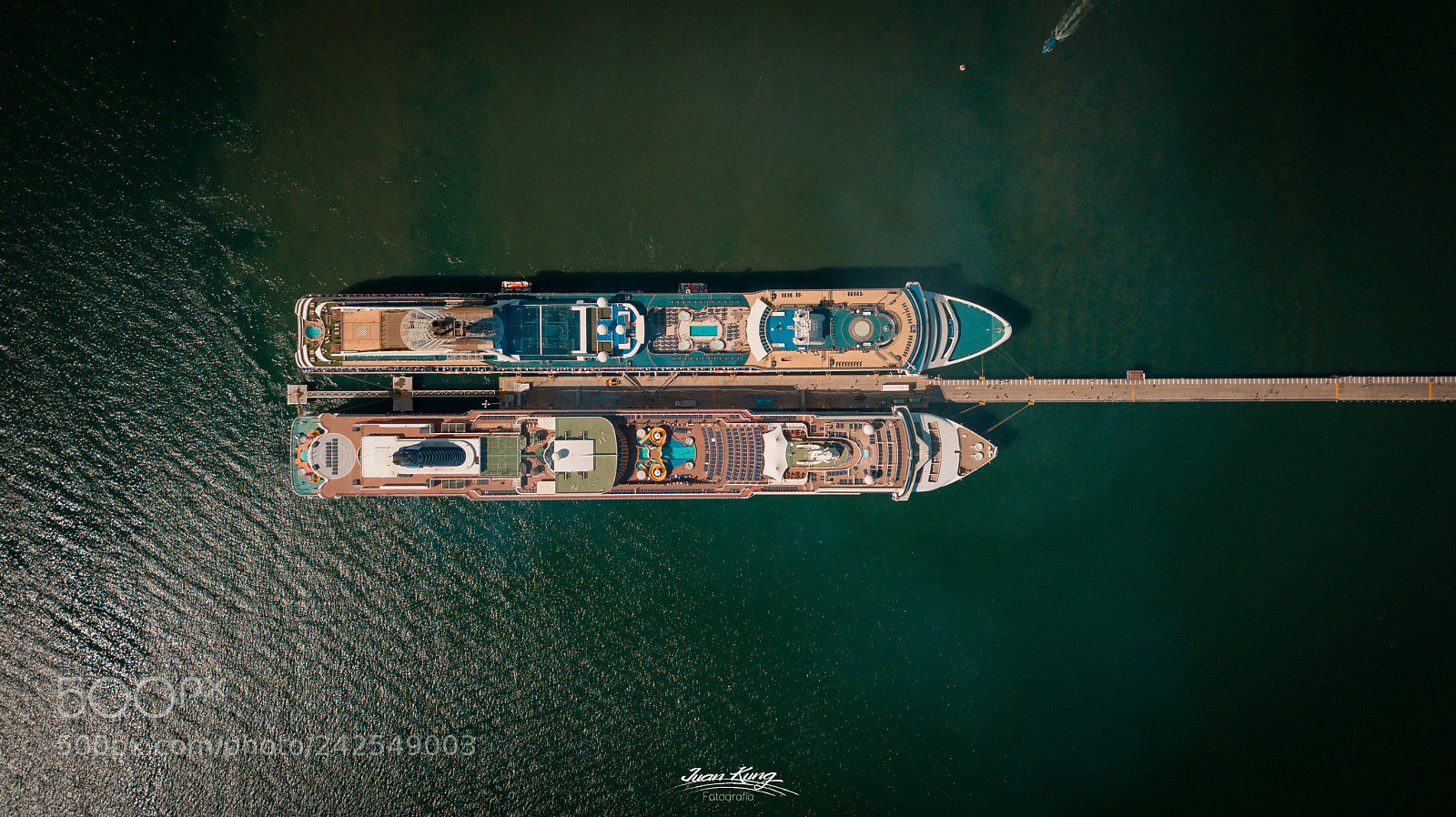 DJI FC220 sample photo. Pair photography