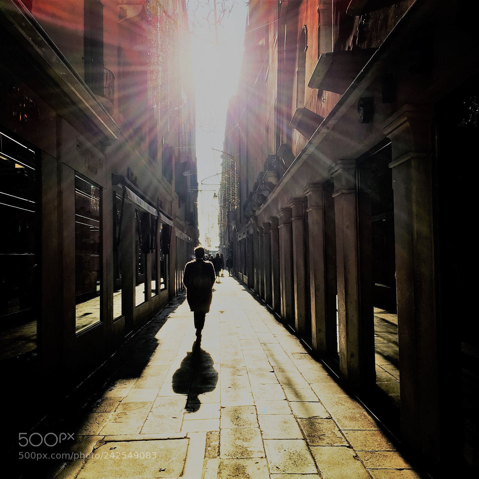 Apple iPhone 6s sample photo. Alley in venice photography