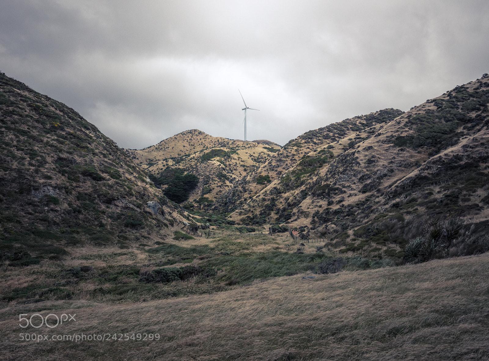 Canon EOS 5DS R sample photo. A lone wind turbine photography