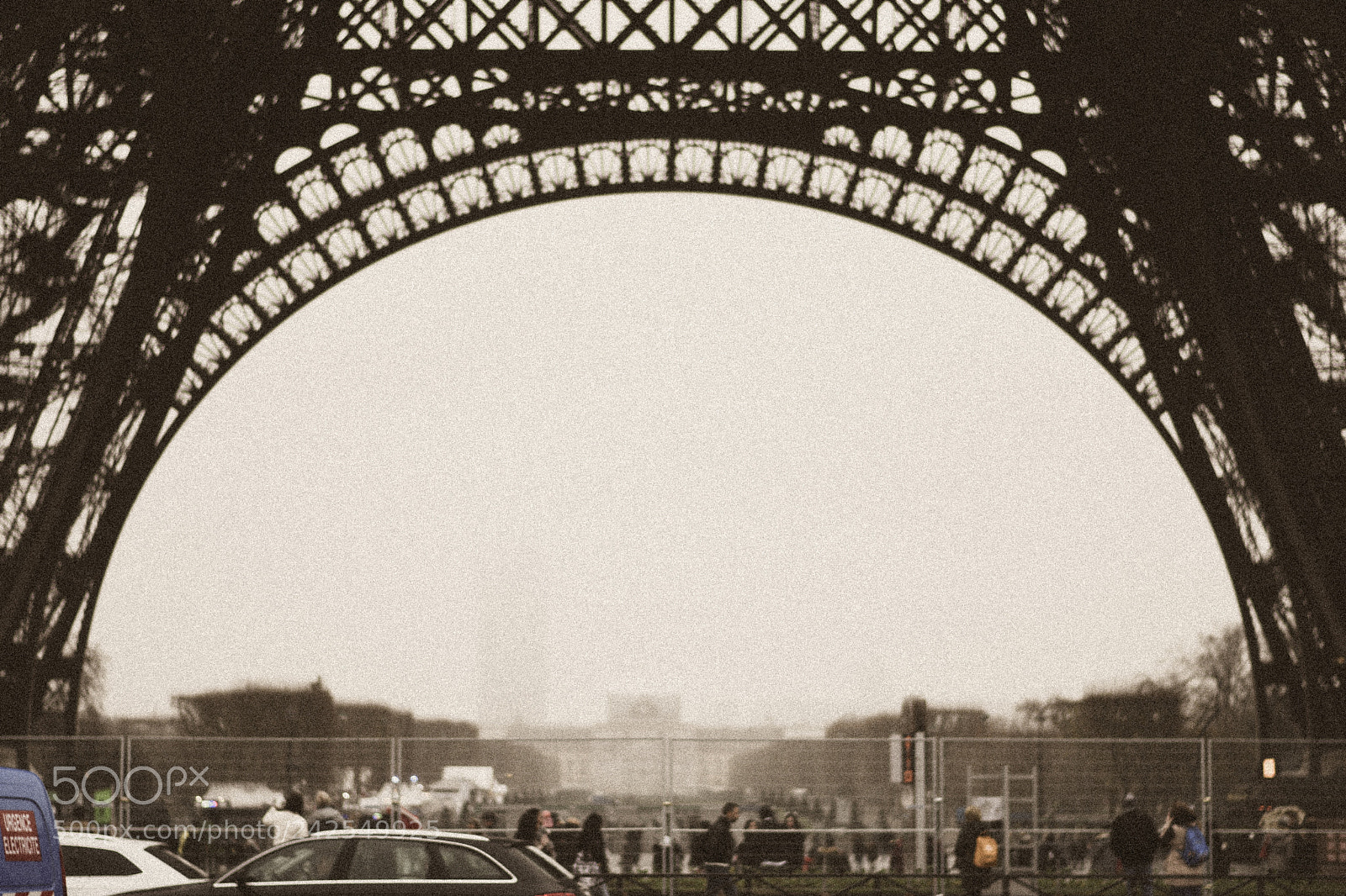 Nikon D5600 sample photo. Eiffel photography