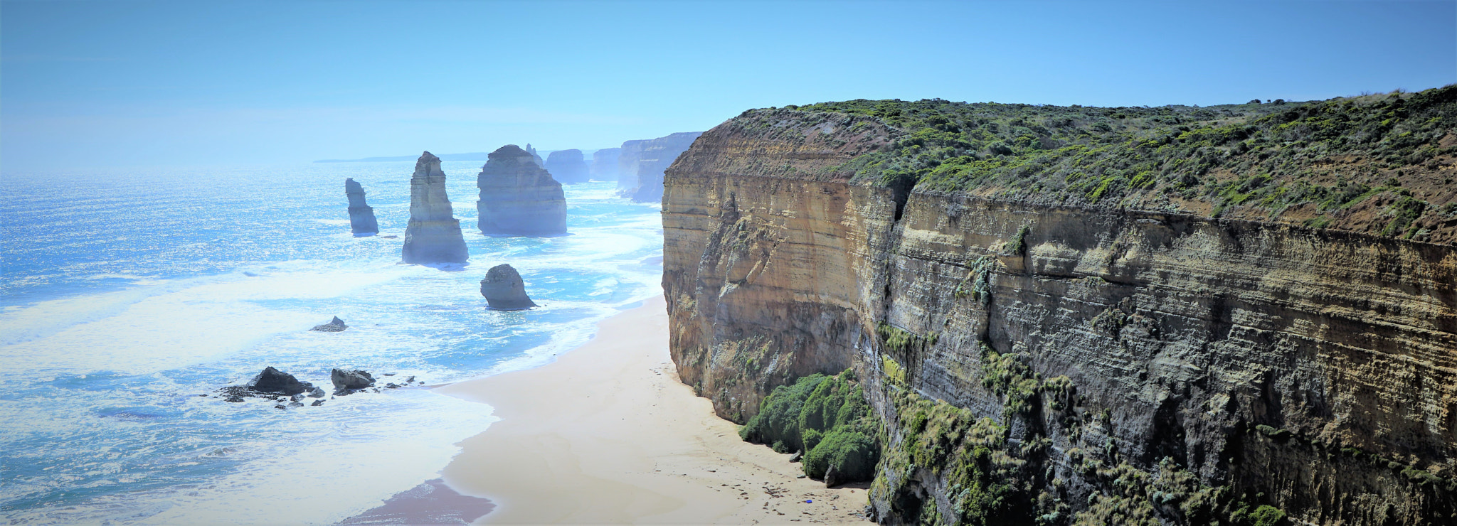 Sony a6500 + Sony E 20mm F2.8 sample photo. 12 apostles - panoramic photography
