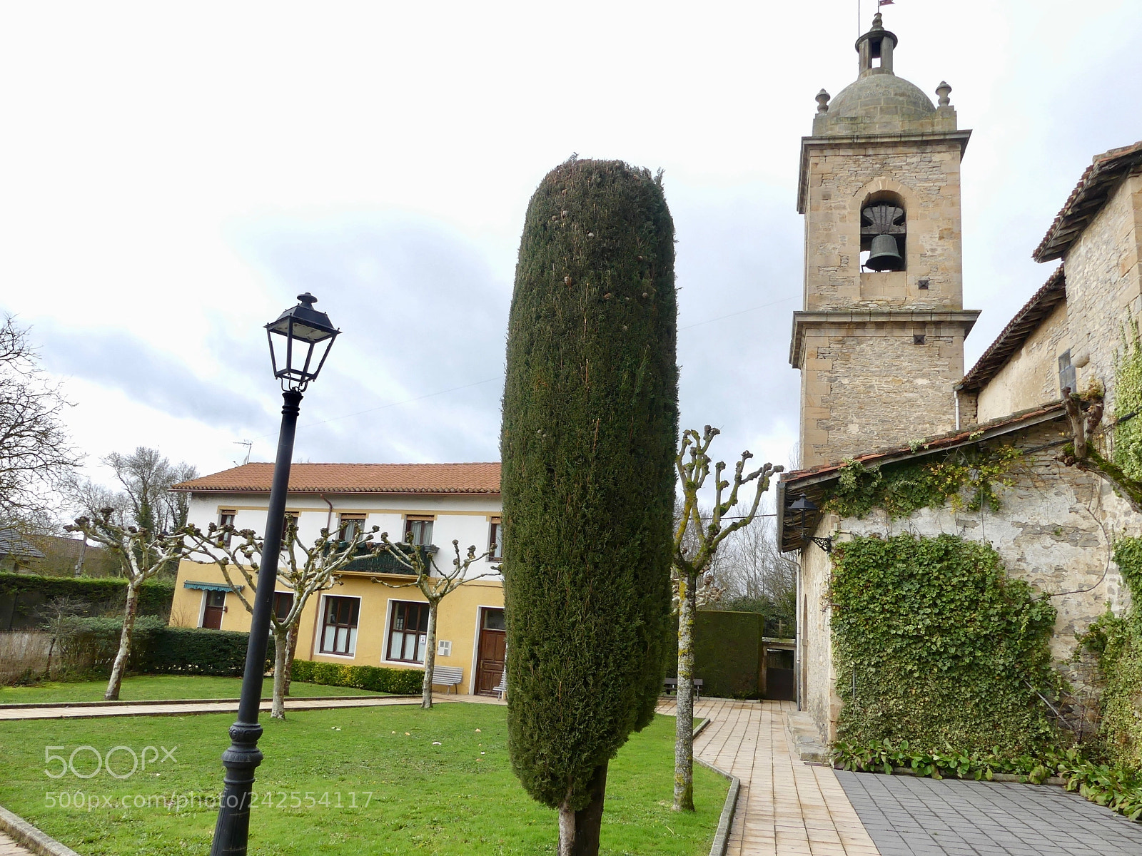 Panasonic Lumix DMC-FZ300 sample photo. Torre de la iglesia photography