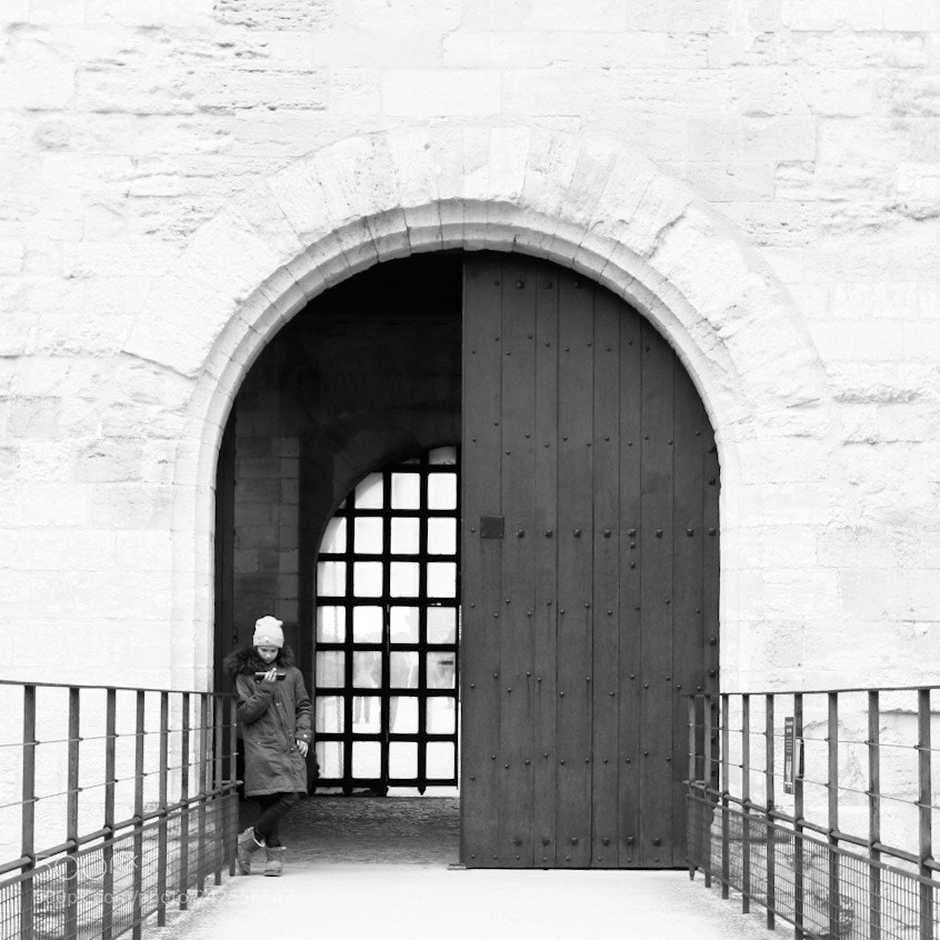Canon EOS 760D (EOS Rebel T6s / EOS 8000D) sample photo. Received notification in avignon photography