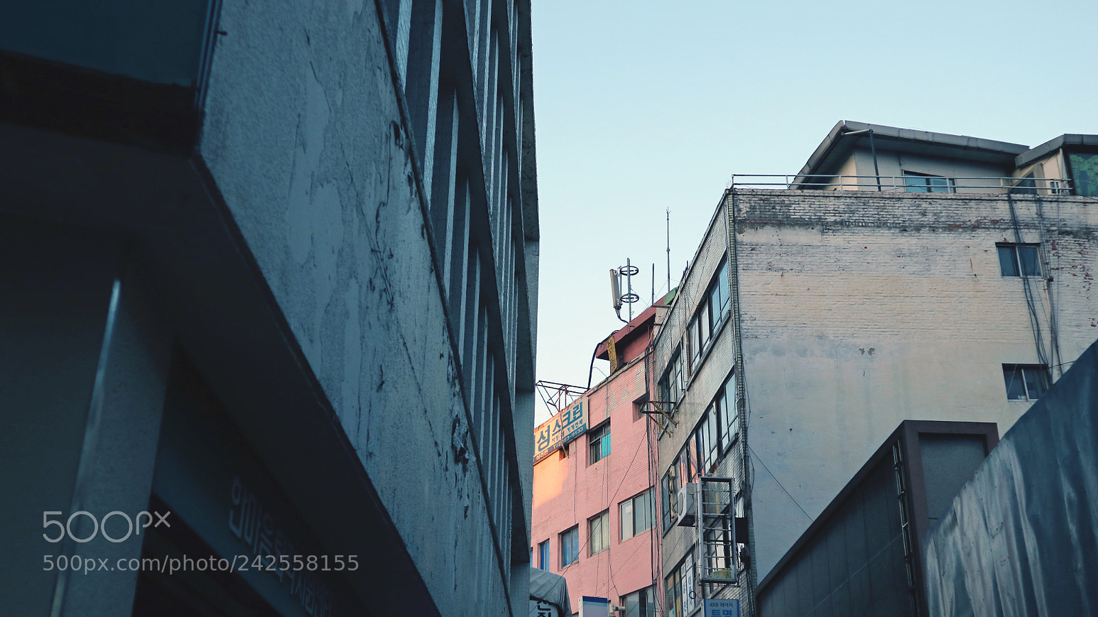 Canon EOS M3 sample photo. Jongro street photography