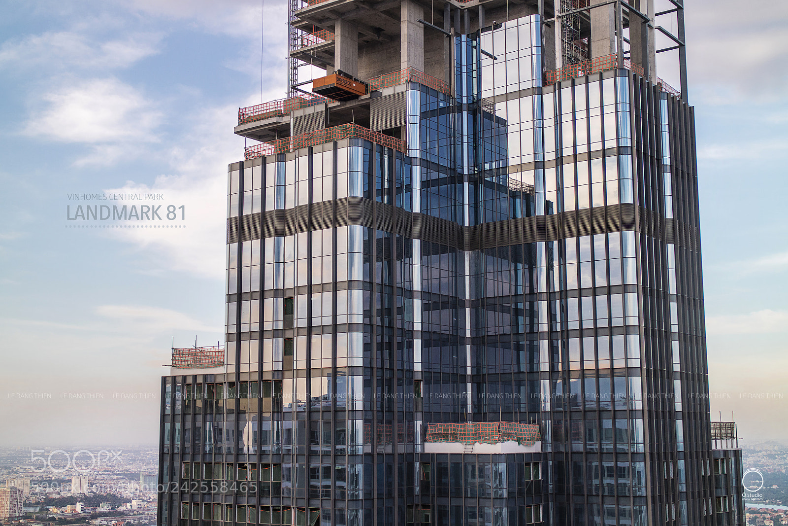 Canon EOS M3 sample photo. Saigon - landmark 81 photography