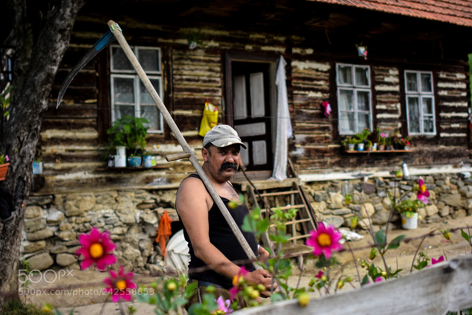 Nikon D7200 sample photo. Gypsy man photography