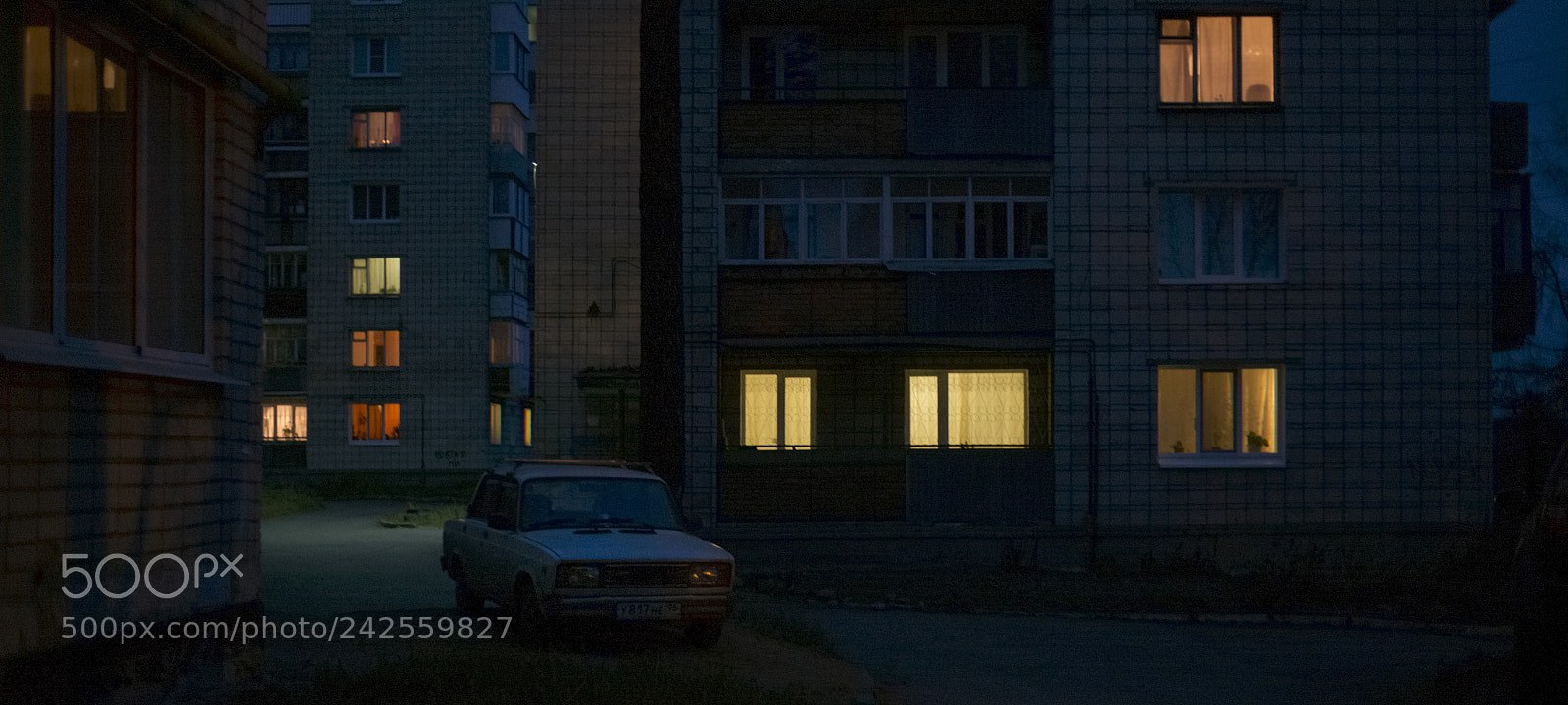 Fujifilm X-Pro1 sample photo. вечерний двор photography