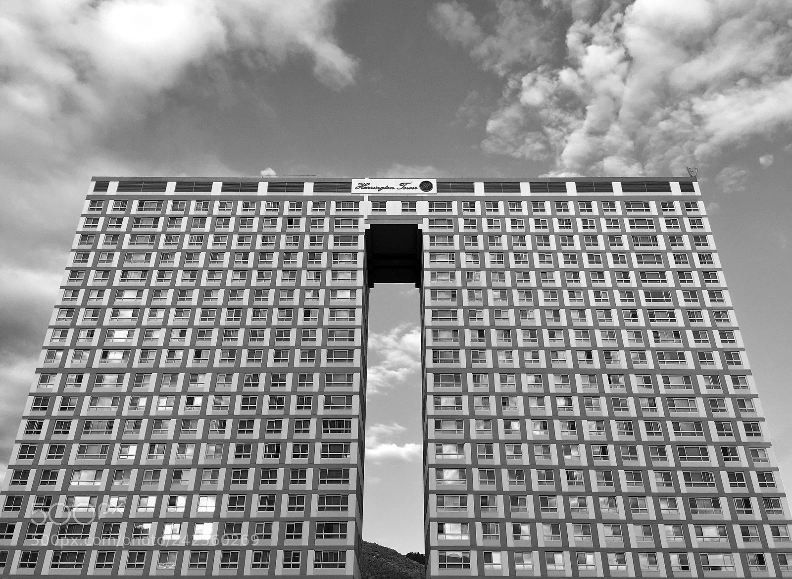 Apple iPhone 6 sample photo. Big building photography