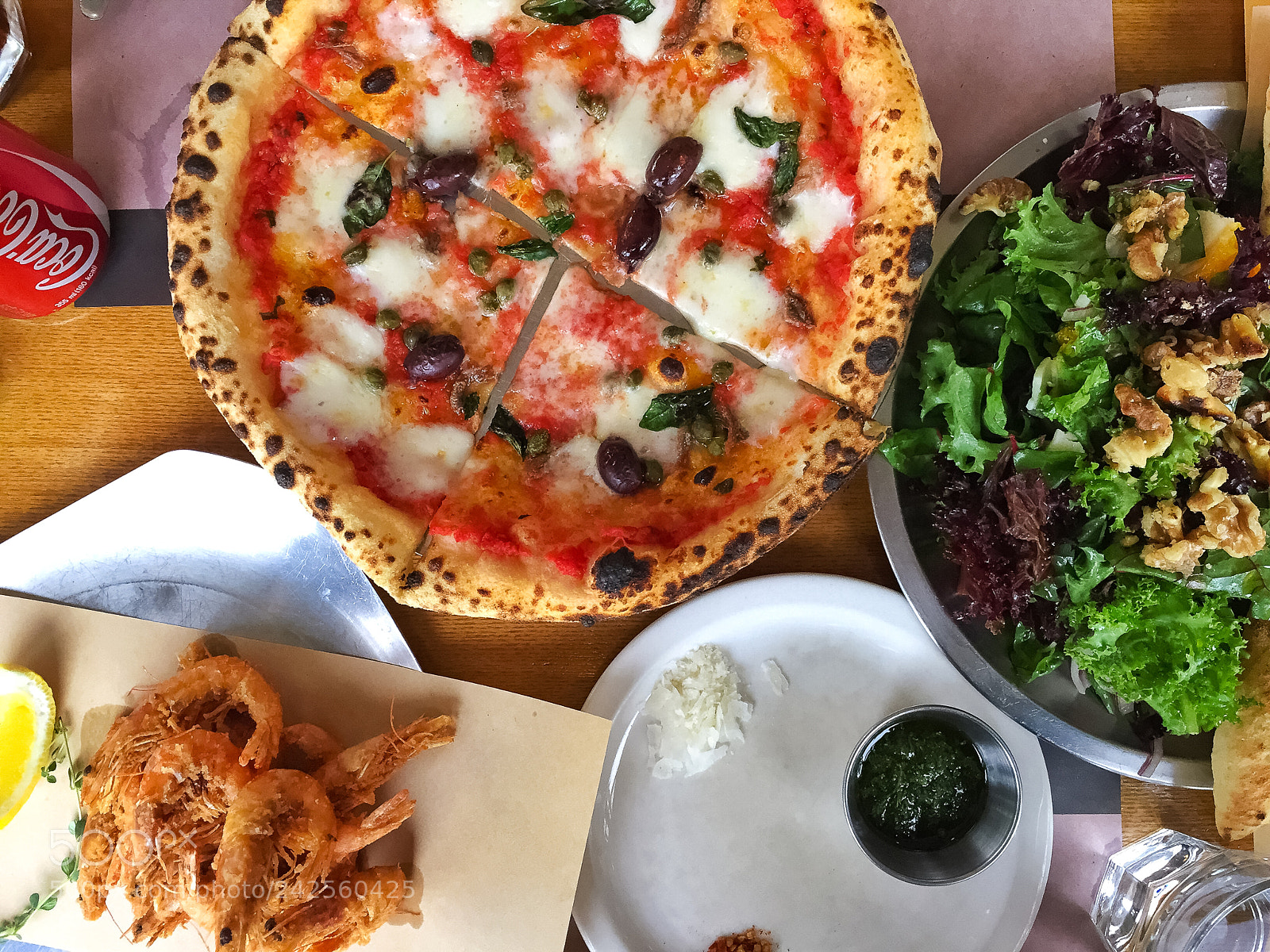 Apple iPhone 6 sample photo. Buzza pizza photography
