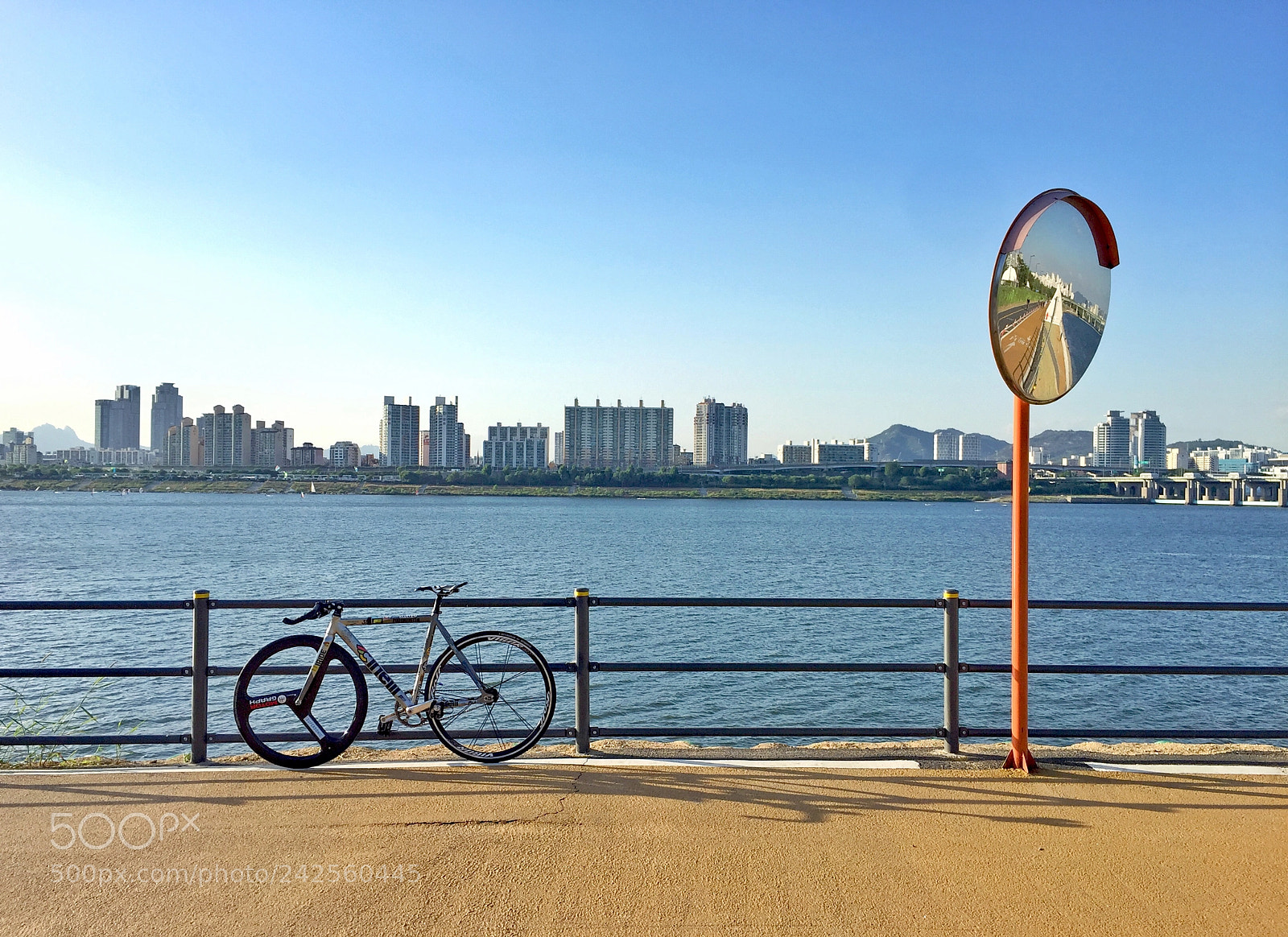 Apple iPhone 6 sample photo. Han river cinelli photography