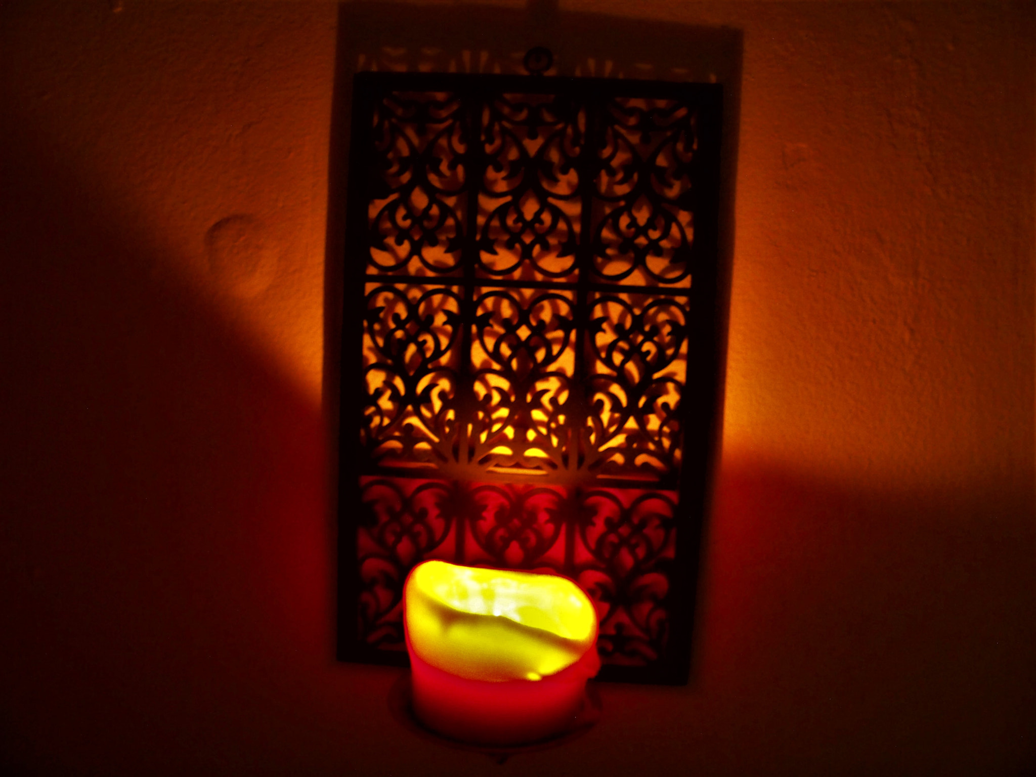 Kodak EASYSHARE Z1012 IS DIGITAL CAMERA sample photo. Candle photography