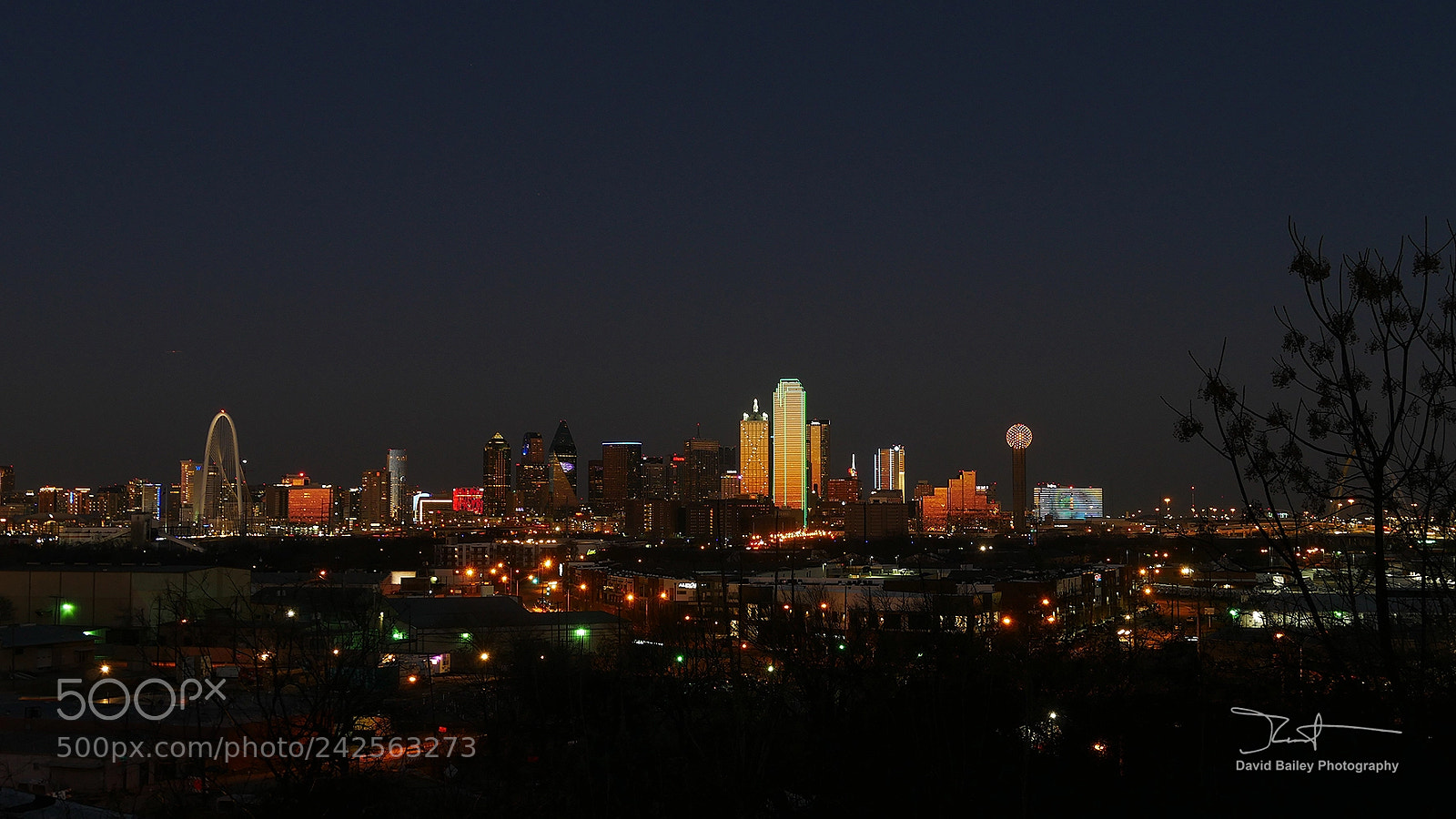 Panasonic Lumix DMC-G7 sample photo. Dallas skyline at night photography