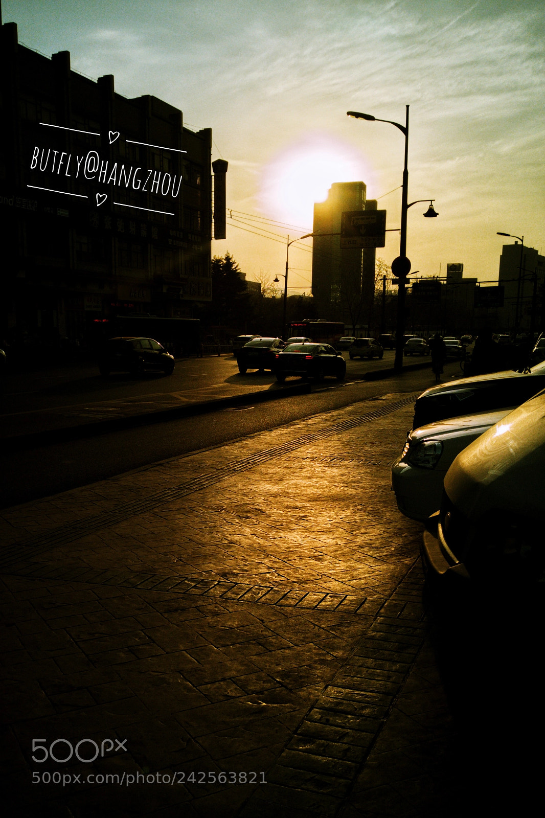 HUAWEI Mate 10 sample photo. Sunset behind building photography