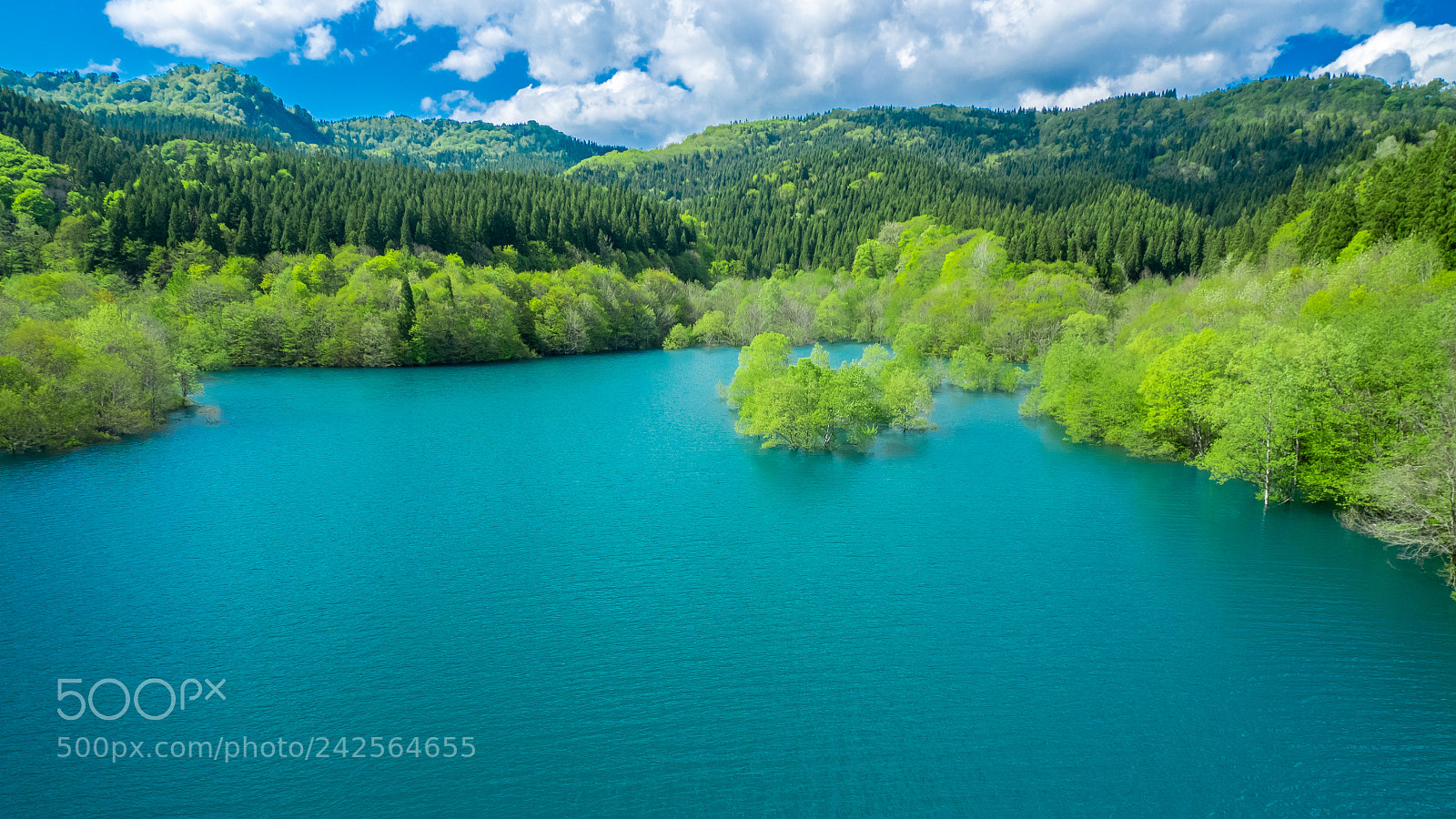 Olympus OM-D E-M1 sample photo. Blue lake photography