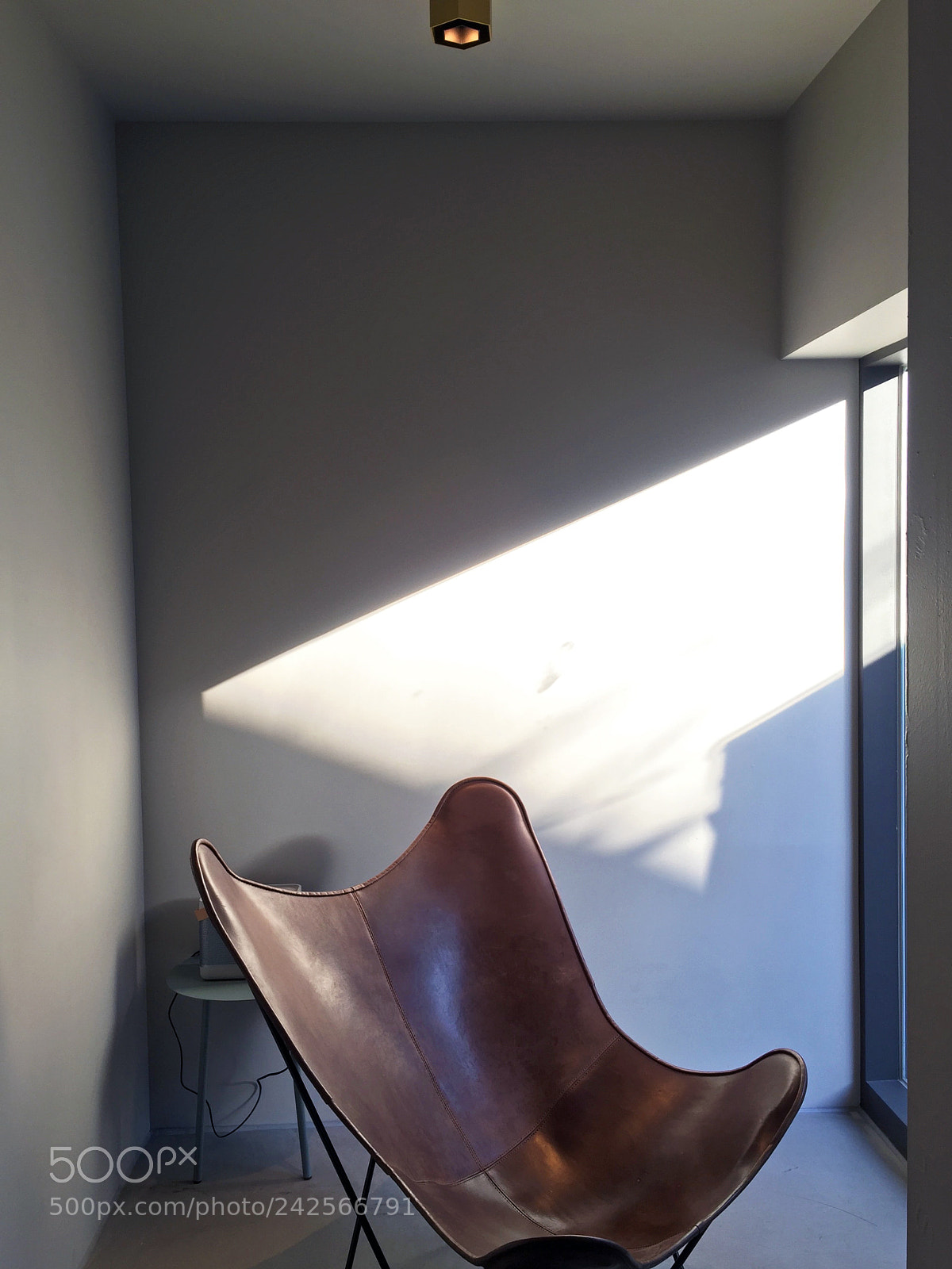 Apple iPhone 6 sample photo. Under pressure chair photography